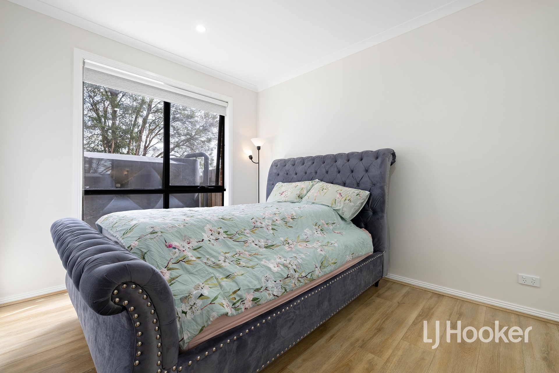 2 29 WILLOW DRIVE, HAMPTON PARK VIC 3976 - Image 9