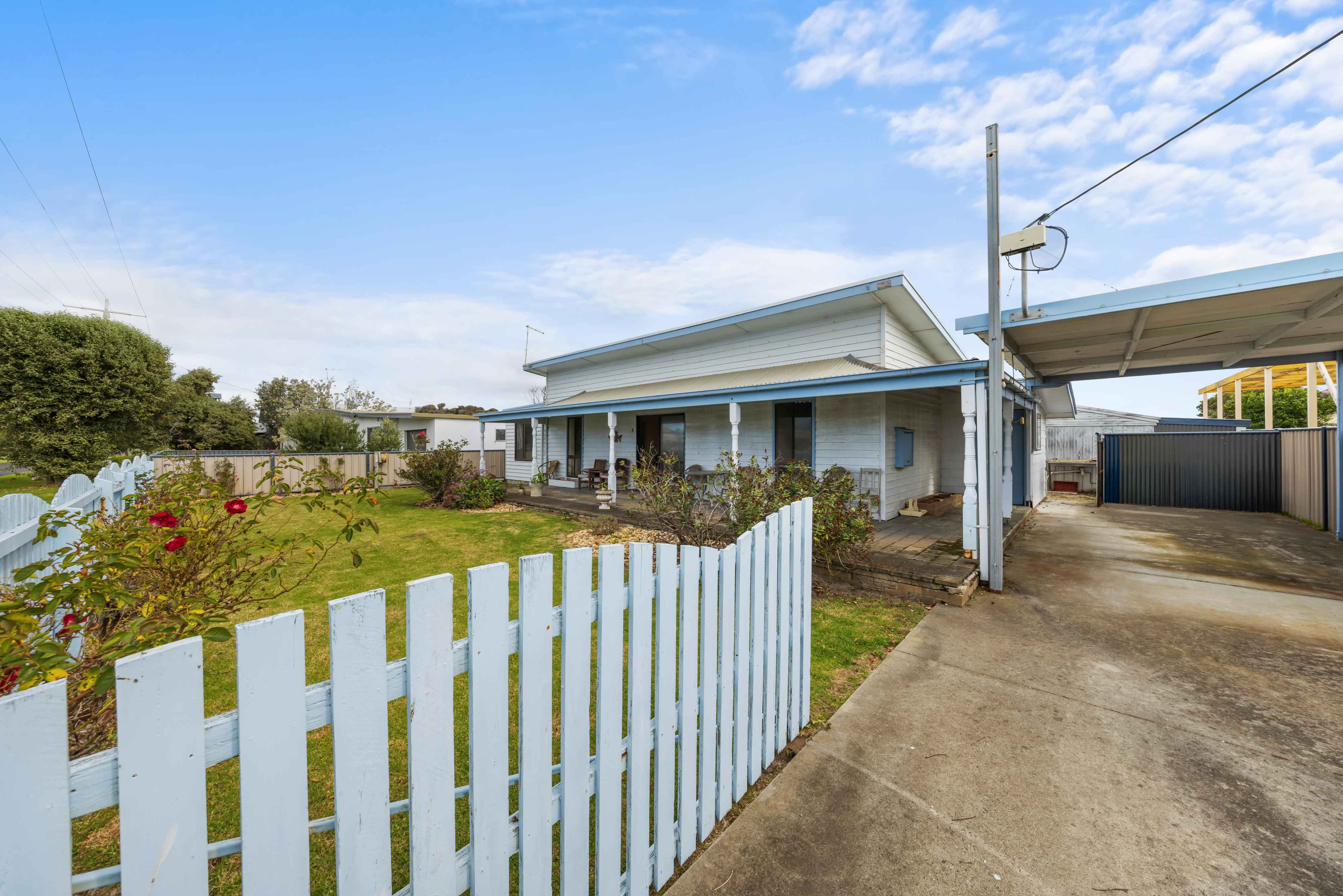 3-bedroom house at 8 BUCKLEY STREET, Seaspray VIC 3851, Wellington, Victoria