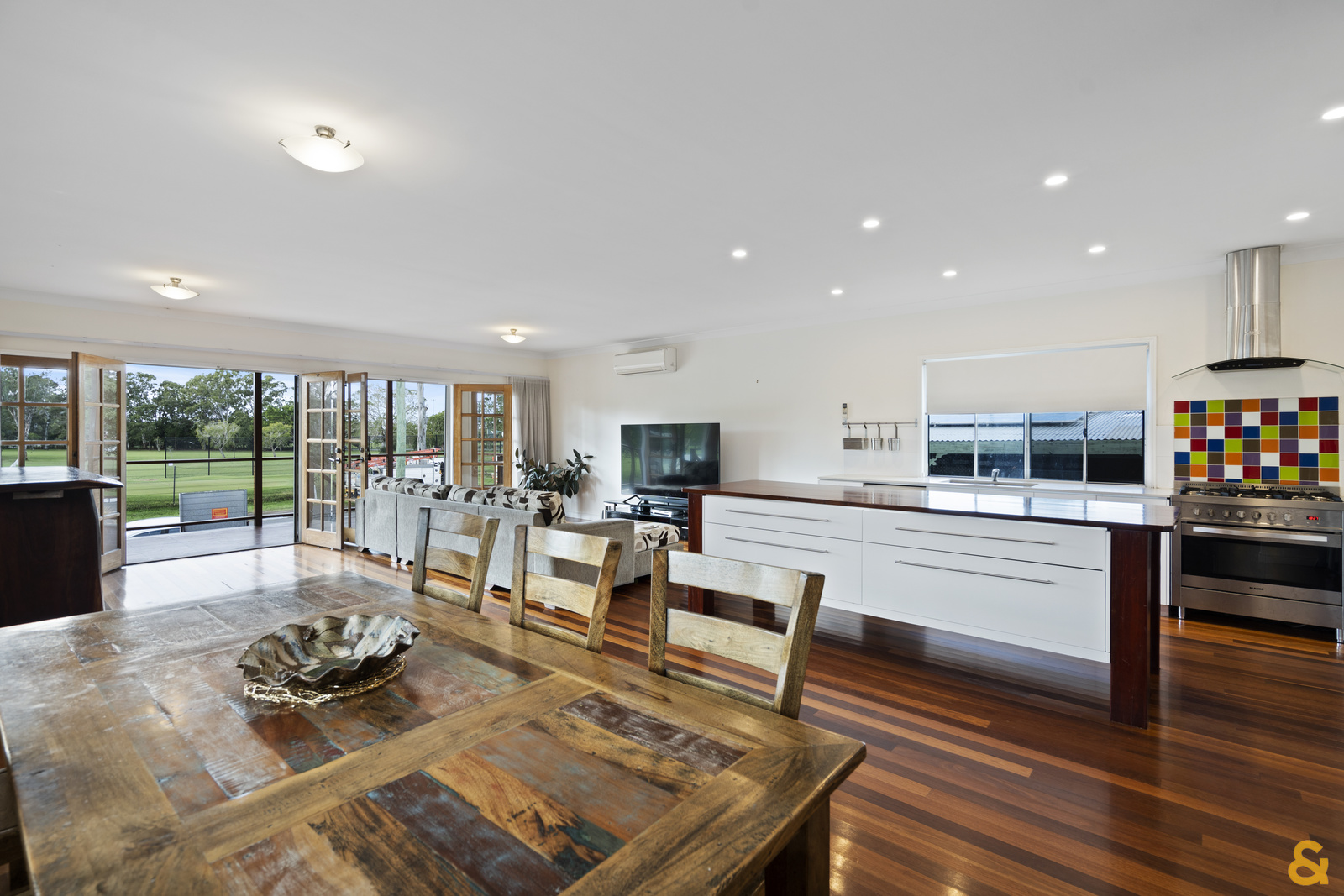 12 Chandos Street, Wynnum West, QLD 4178 - Image 6