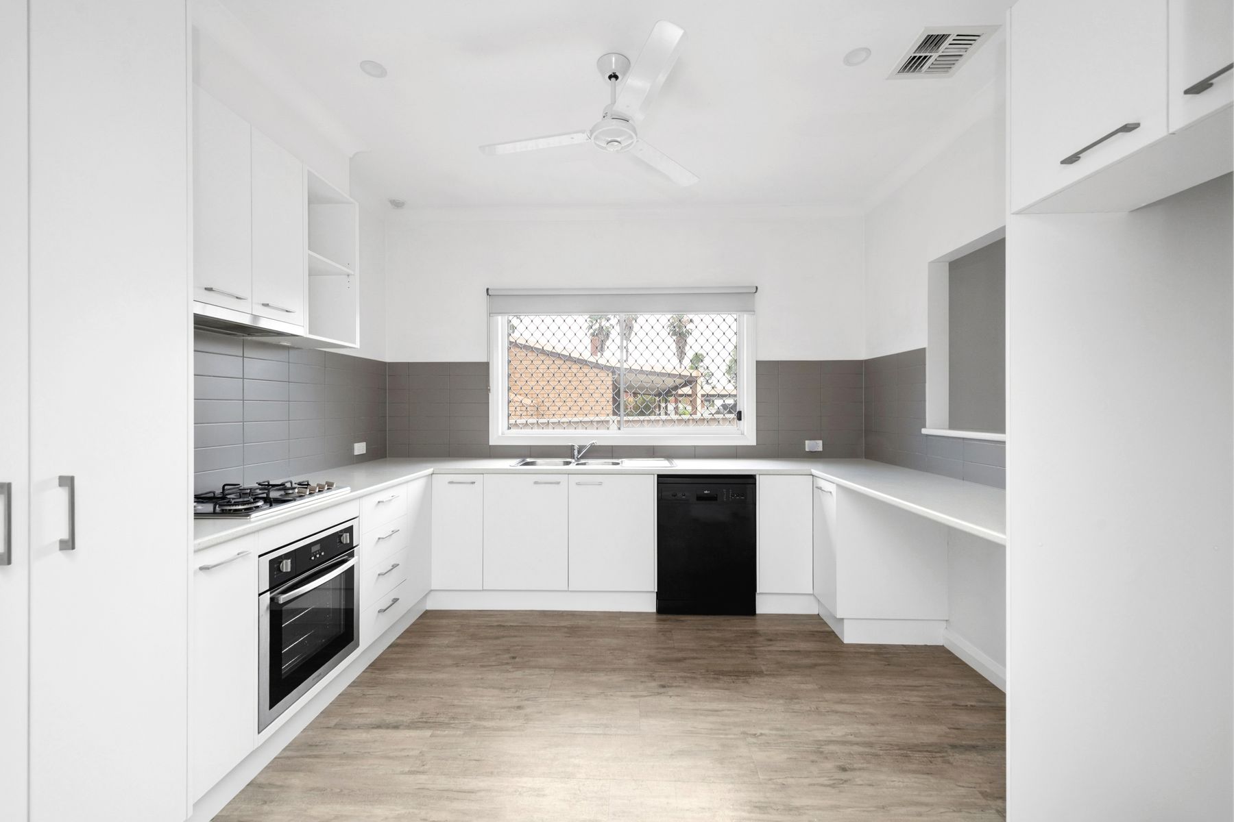 2-bedroom house at 357 NAPIER STREET, White Hills VIC 3550, Greater Bendigo, Victoria
