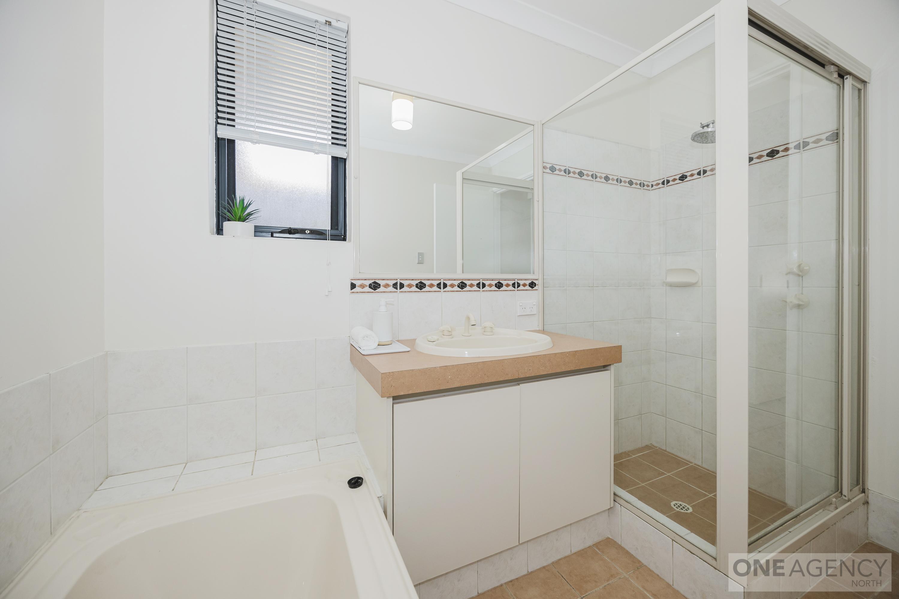 12 BELLINI AVENUE, Ellenbrook WA 6069 - Image 6