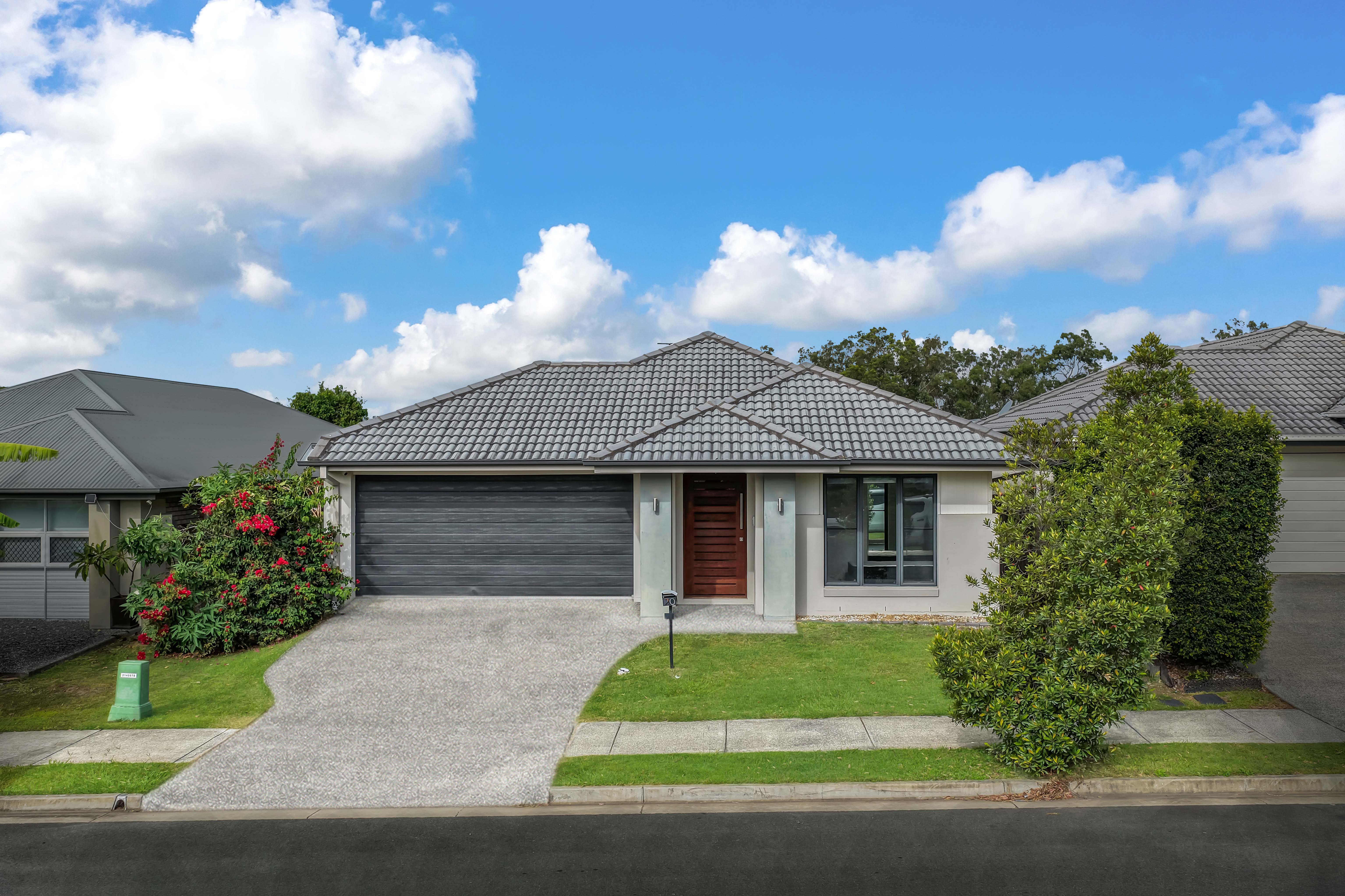 20 DERWENT CLOSE, Holmview QLD 4207 - Image 1