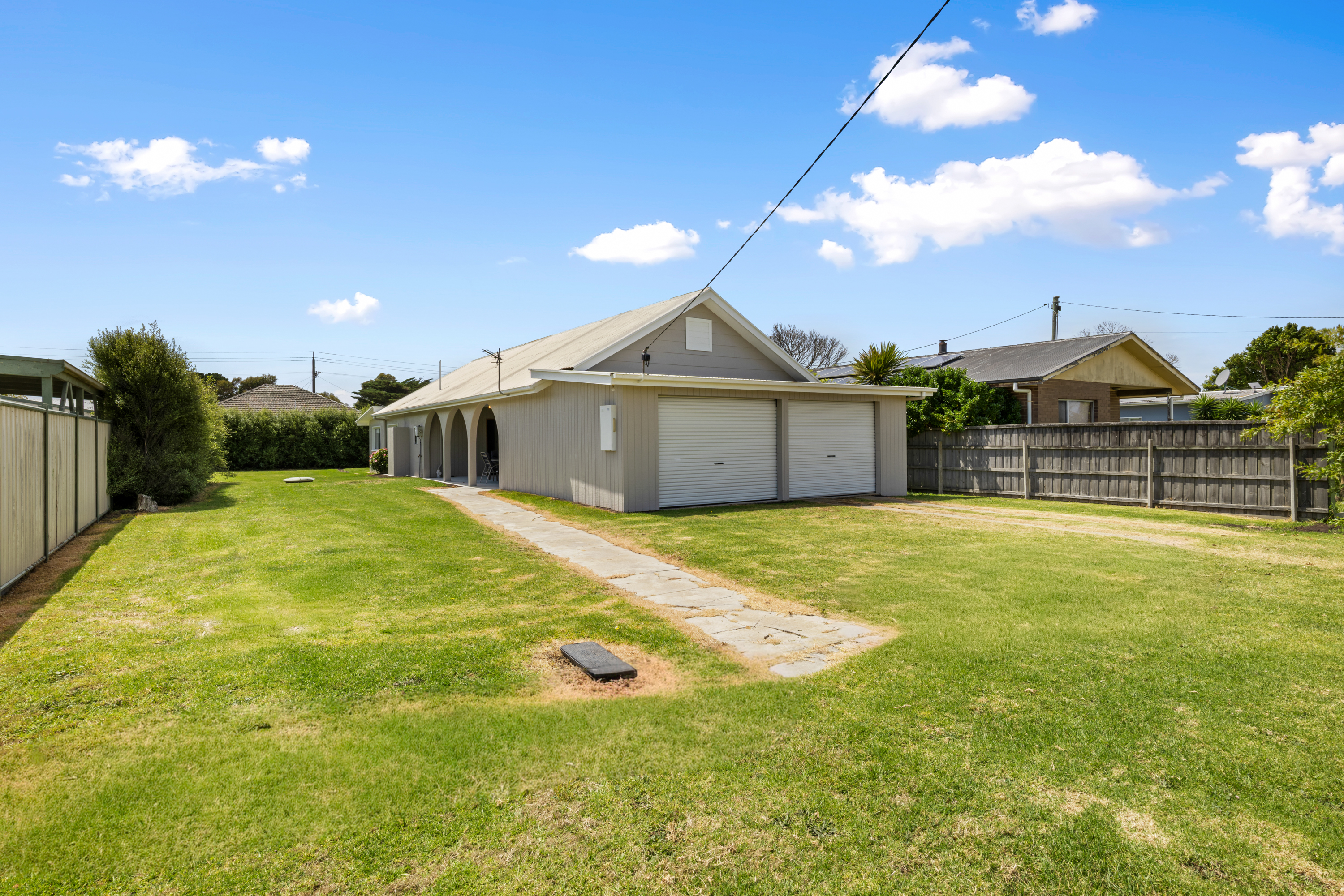 3-bedroom house at 34 Ellen Avenue, Seaspray, VIC 3851, Wellington, Victoria