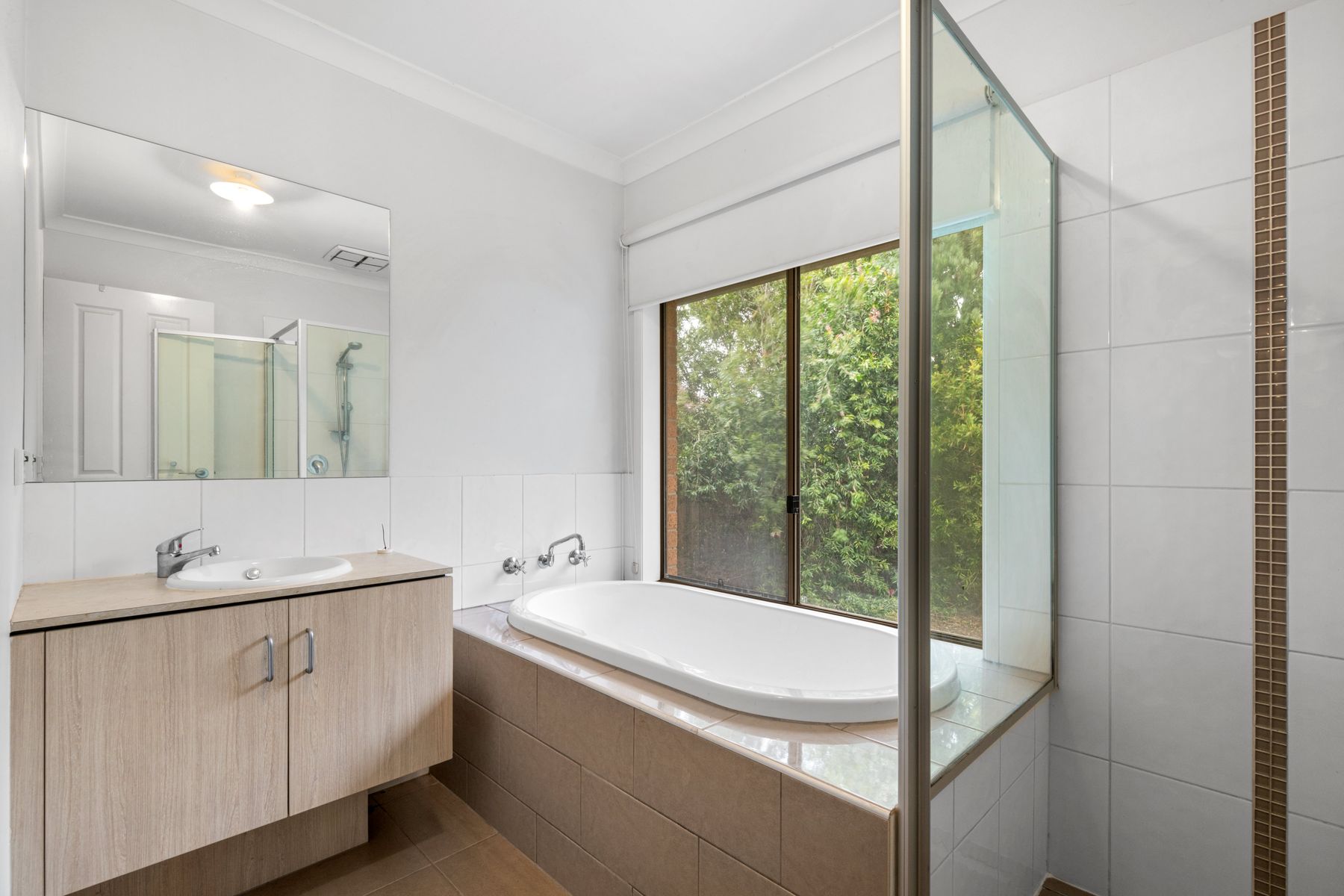 15 FINCH STREET, Norlane VIC 3214 - Image 10