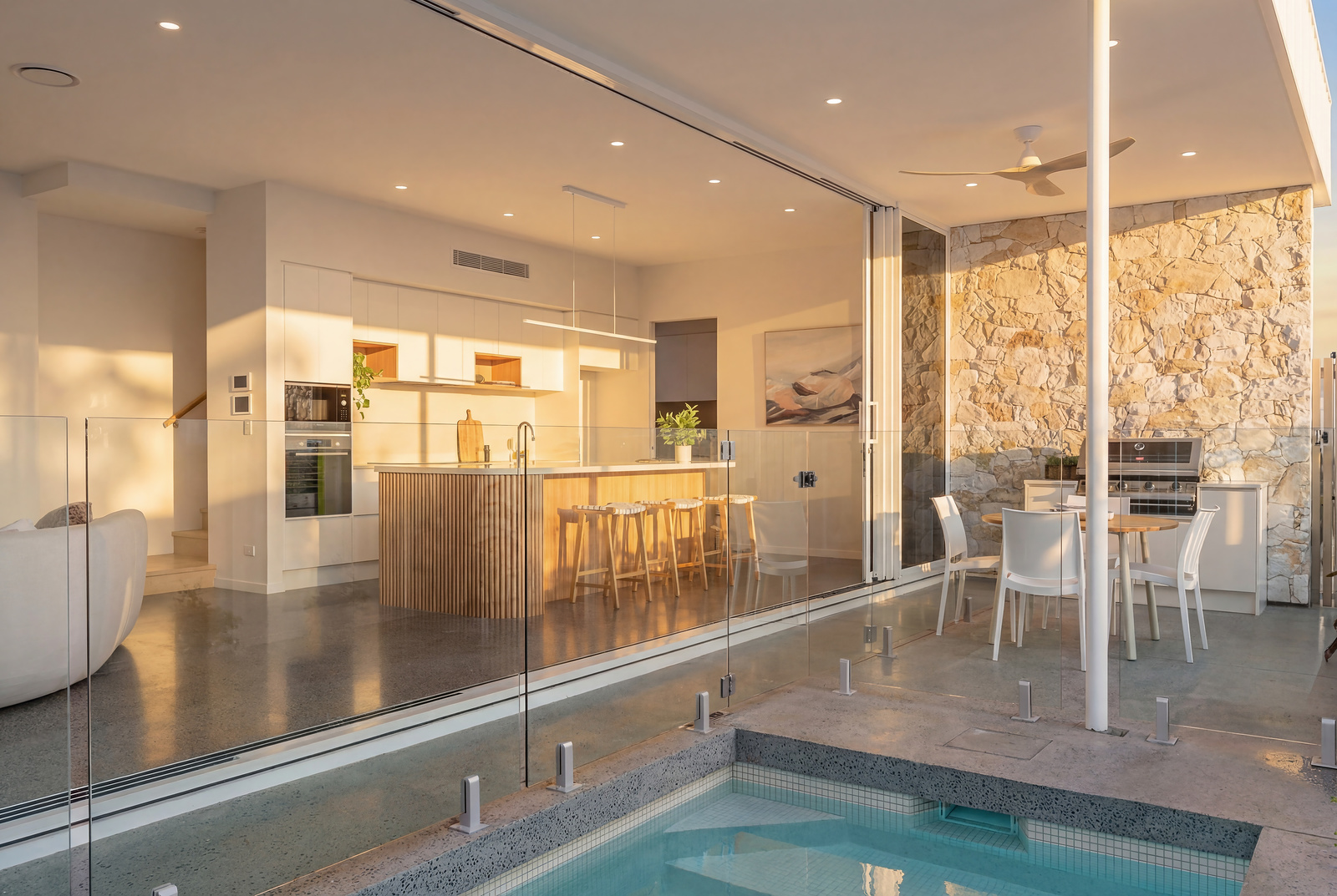 17 Third Avenue, Palm Beach, QLD 4221 - Image 8