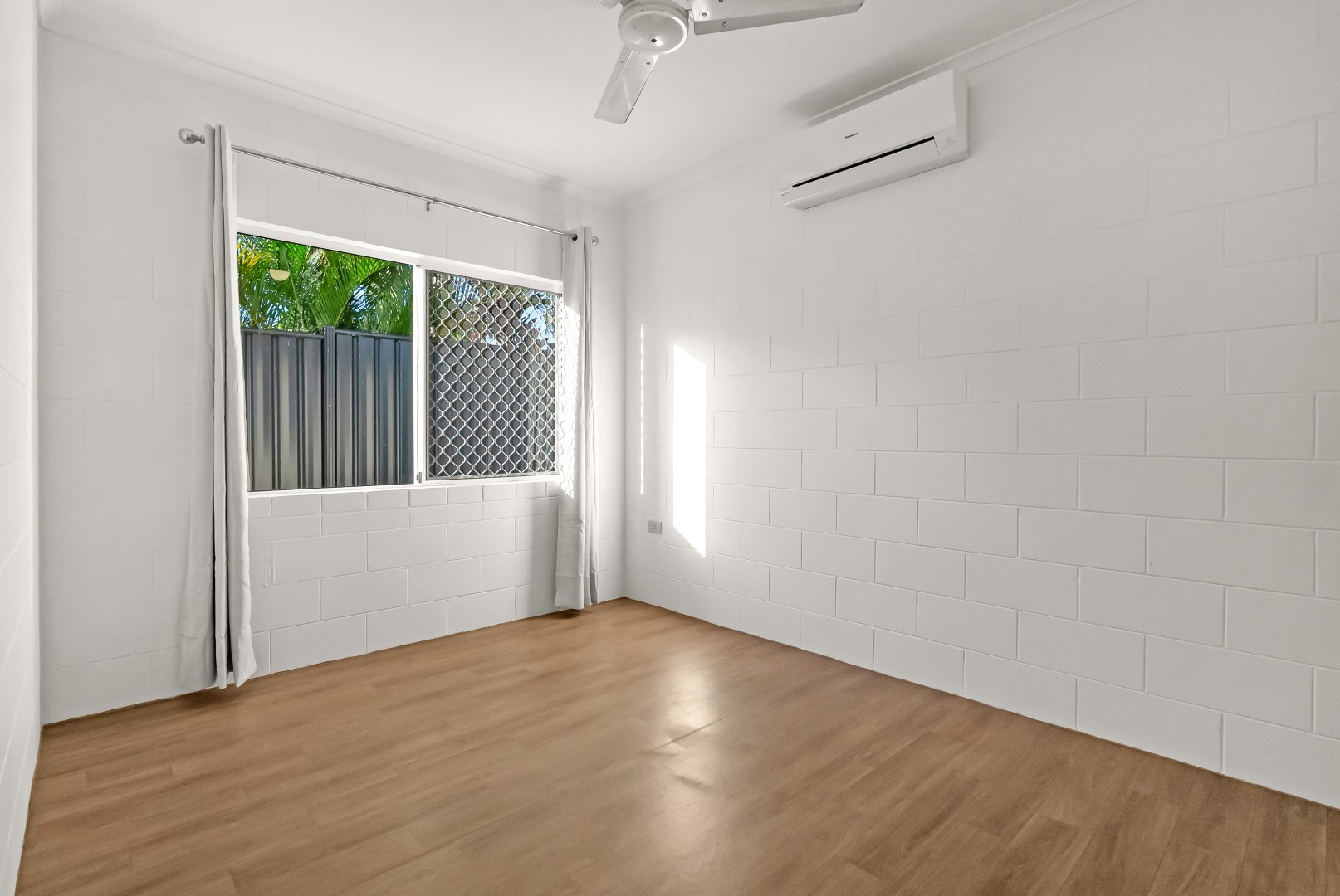 4-bedroom unit at 30 LEEUWIN CRESCENT, Bentley Park QLD 4869, Cairns, Queensland