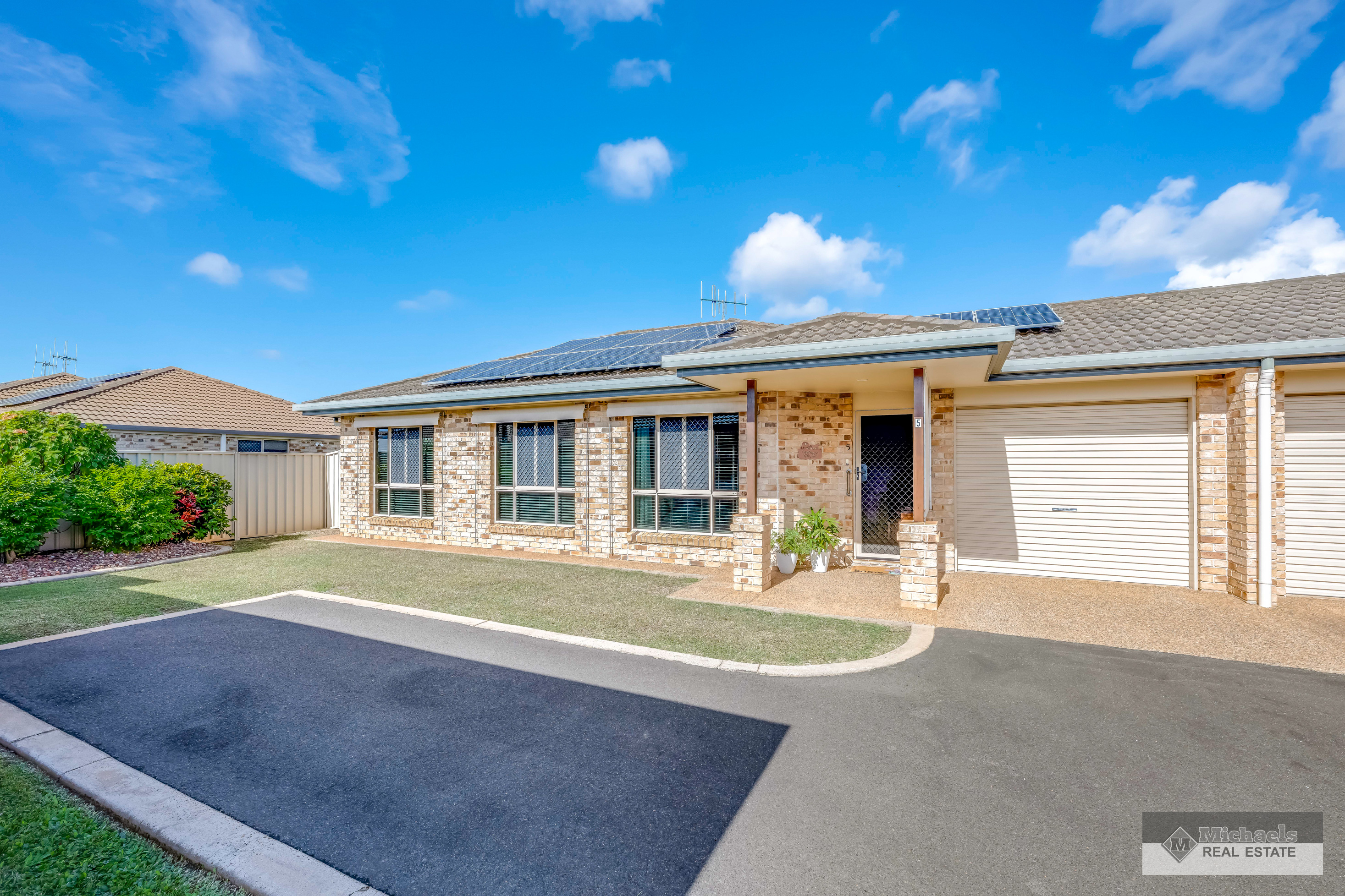 5 47 THABEBAN STREET, AVENELL HEIGHTS QLD 4670 - Image 1