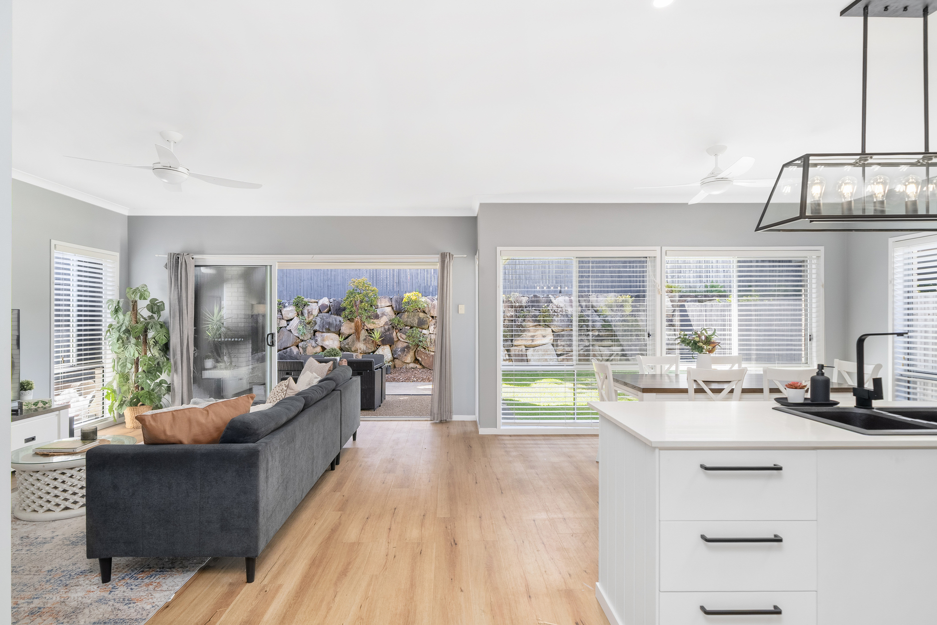 6 LANGHAM CRESCENT, North Lakes QLD 4509 - Image 7