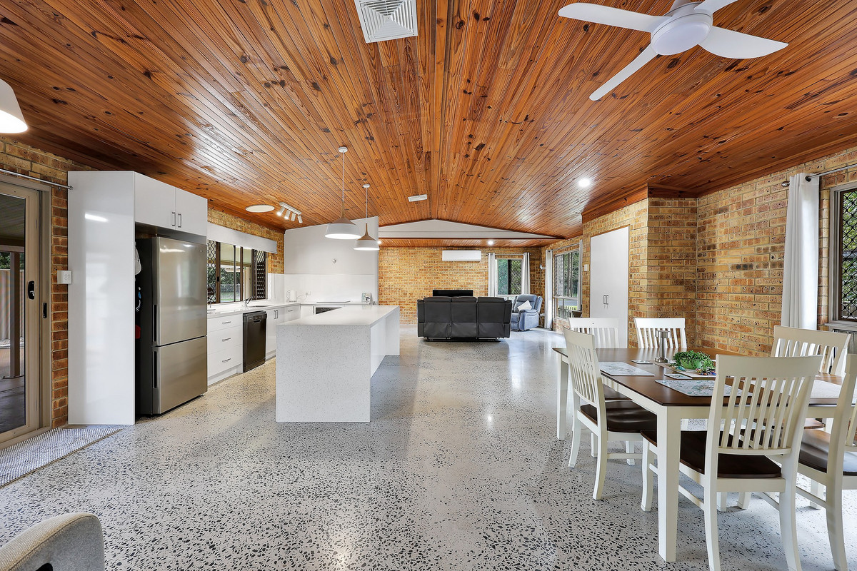 289 Oregan Creek Road, Toogoom, QLD 4655 - Image 6