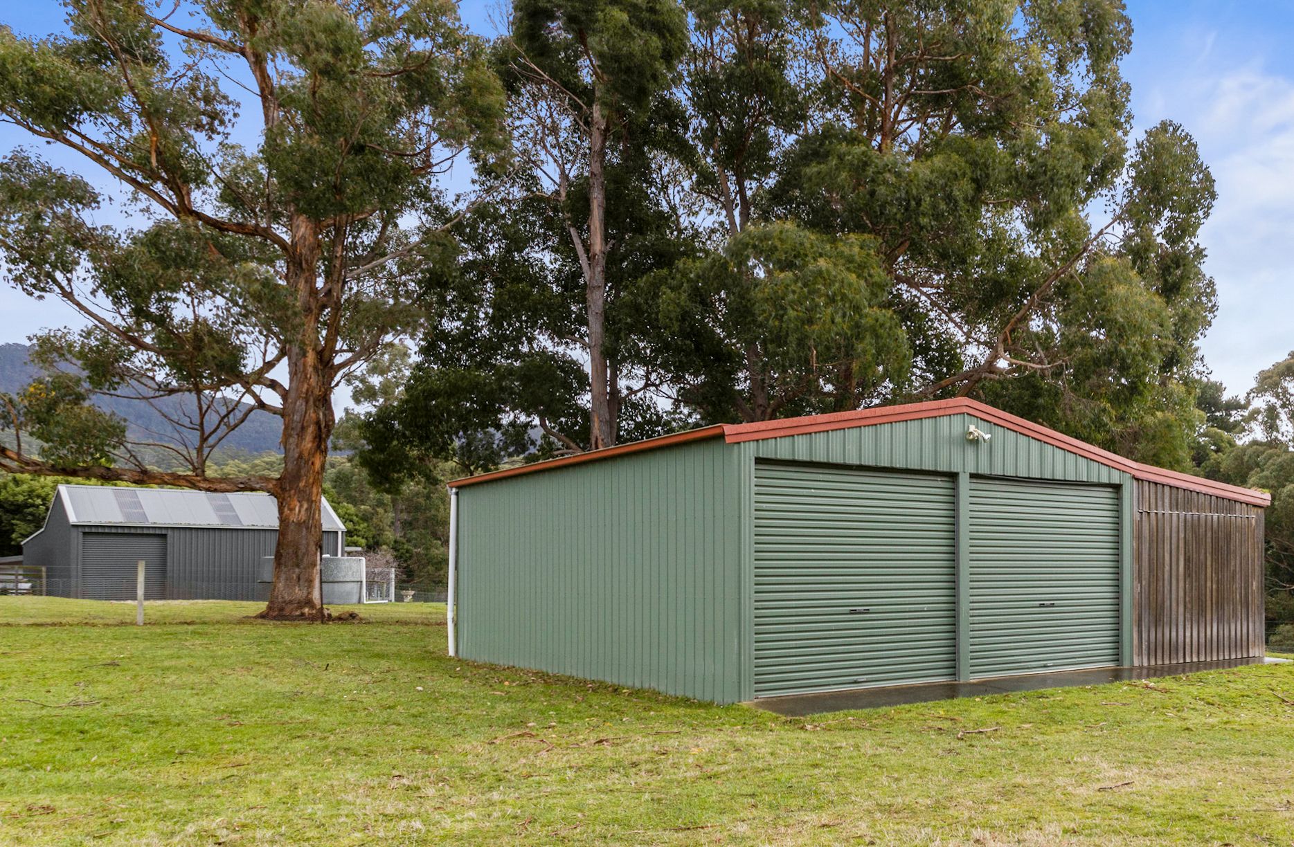 5-bedroom house at HONEYWOOD COTTAGE 72 PULLENS ROAD, WOODBRIDGE TAS 7162, Kingborough, Tasmania