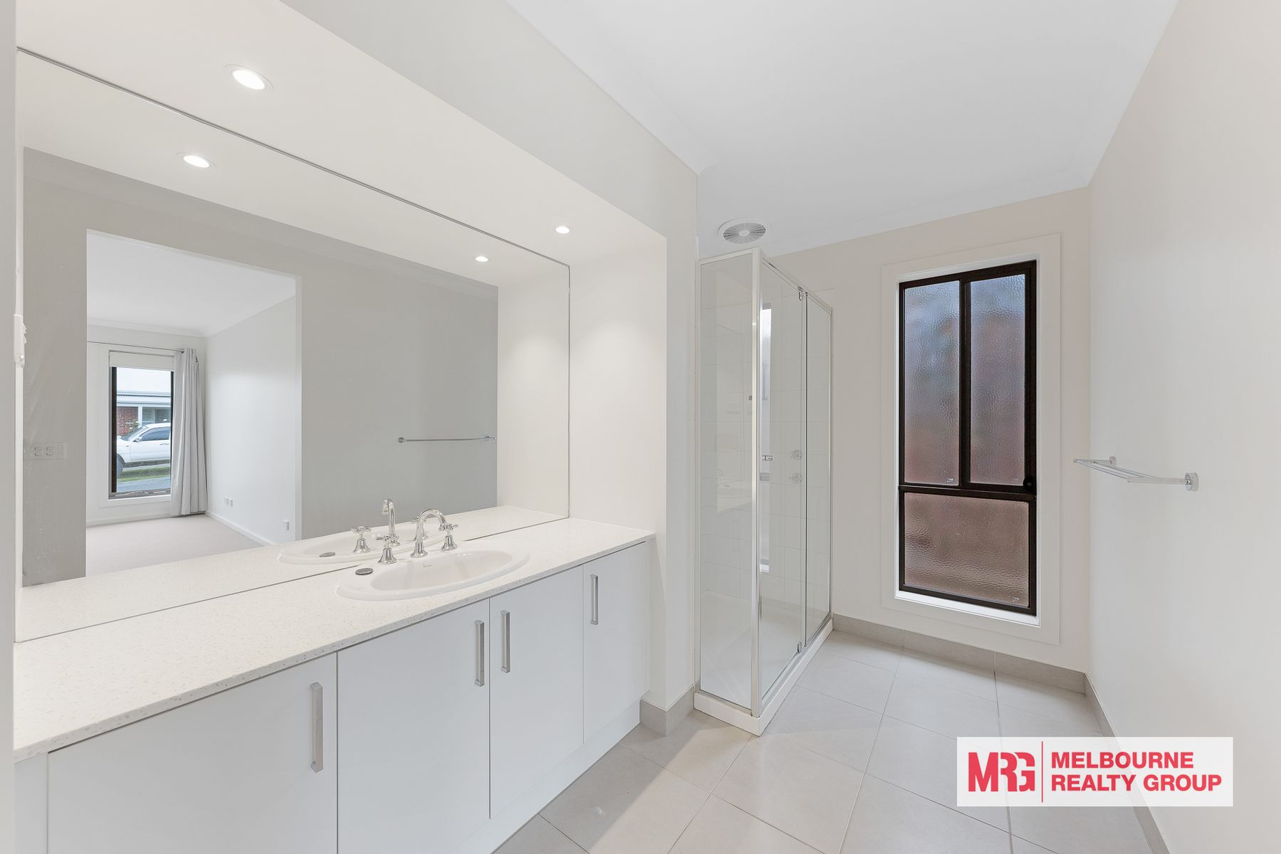 4-bedroom house at 15 Homebush Avenue, Cranbourne East, VIC 3977, Casey, Victoria