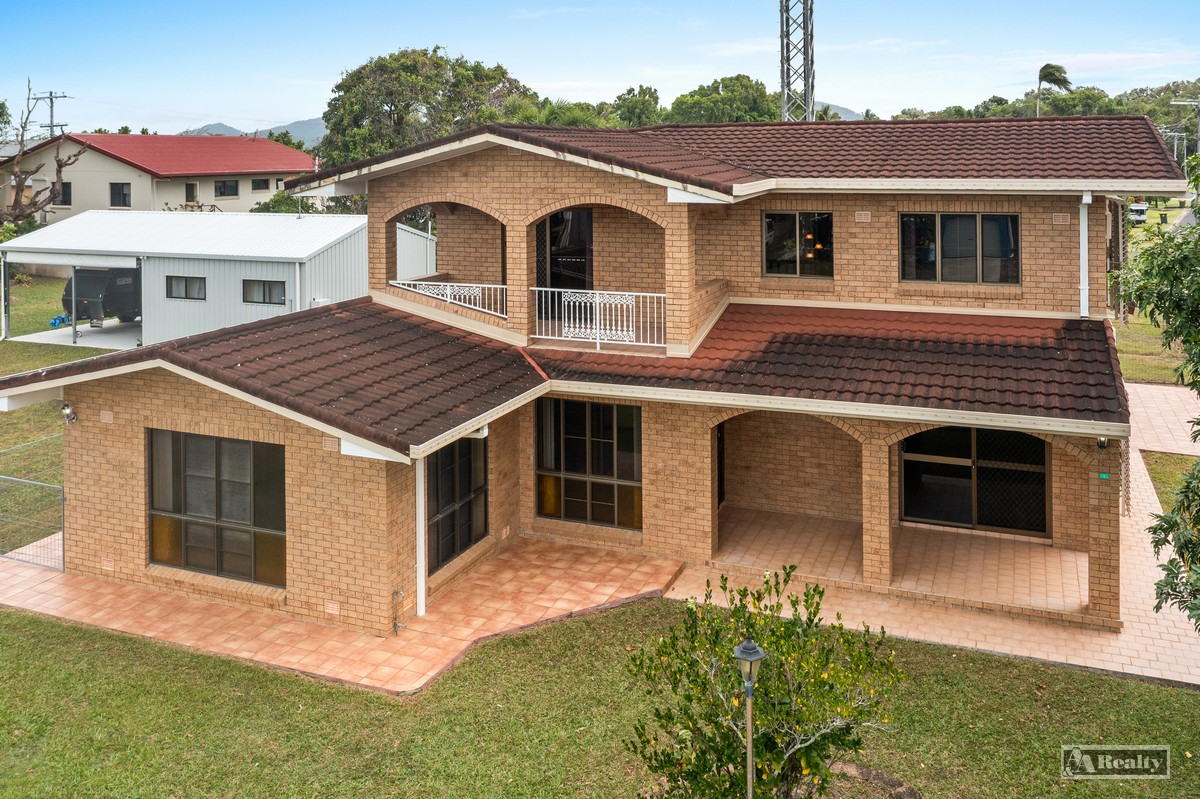 5 Sydney Smith Street, Kurrimine Beach, QLD 4871 - Image 2