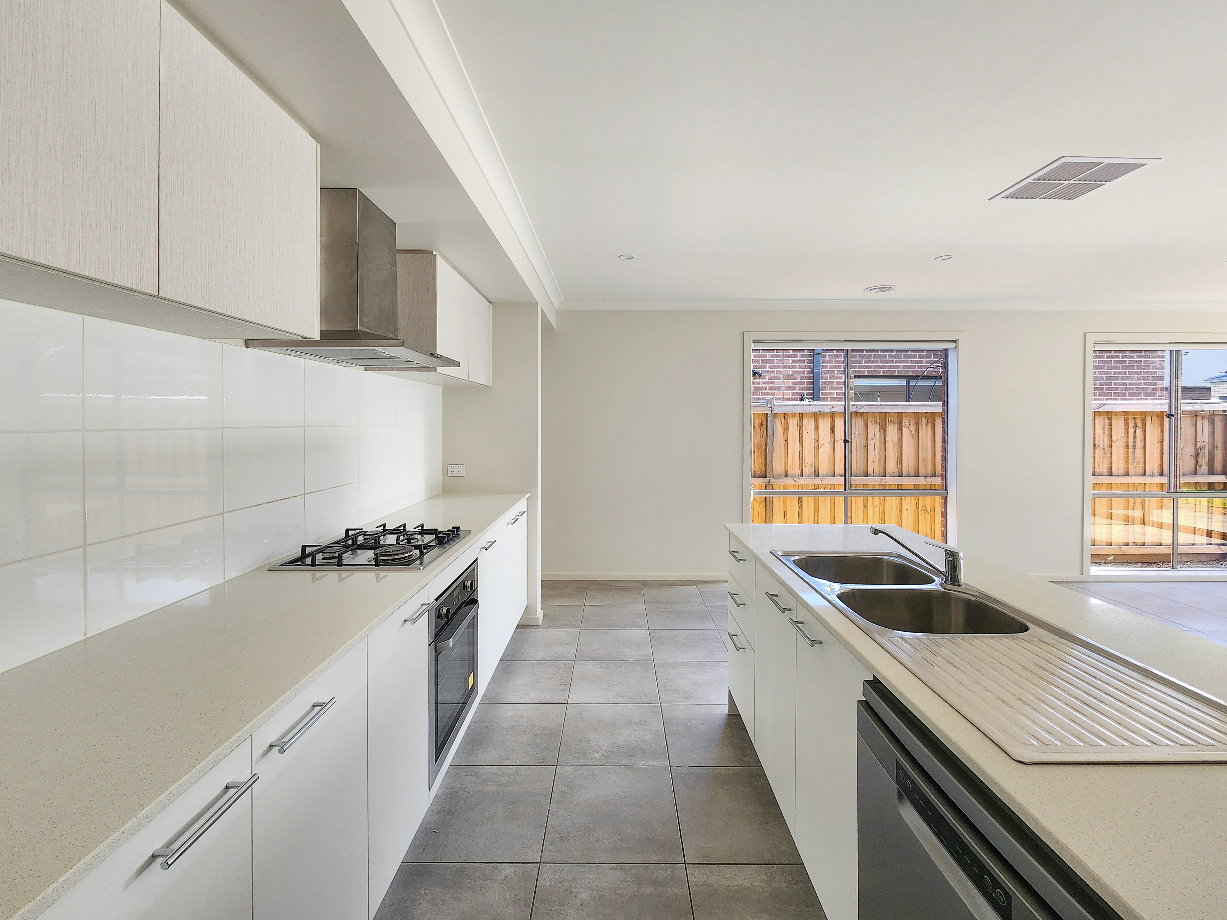 303 Boundary Road, Mount Duneed, VIC 3217 - Image 1