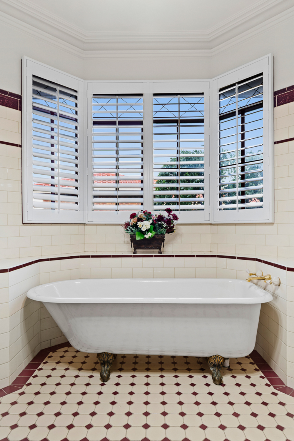 5-bedroom house at 4 REEVE DRIVE, Keilor VIC 3036, Brimbank, Victoria