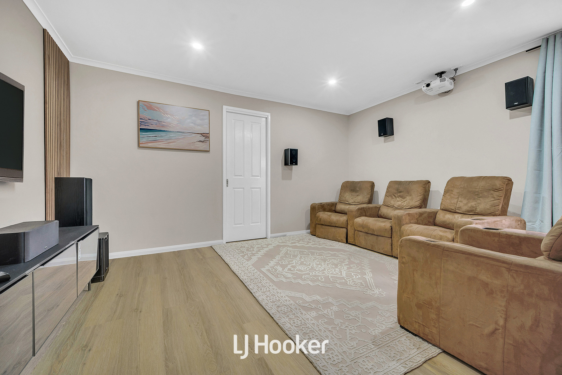11 TRIPOLI COURT, Hallam VIC 3803 - Image 5