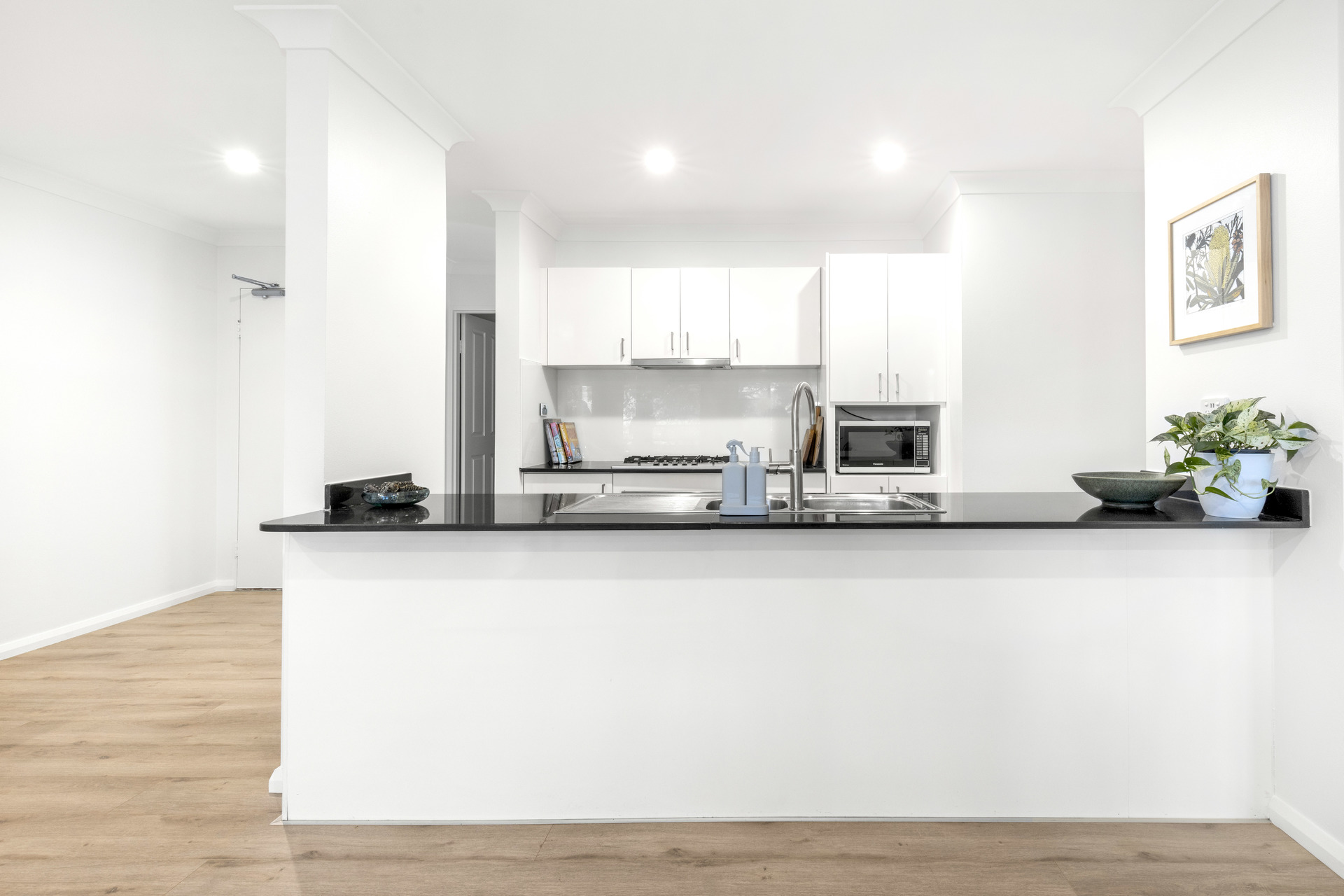 15/8-10 Croydon Street, Cronulla, NSW 2230 - Image 3