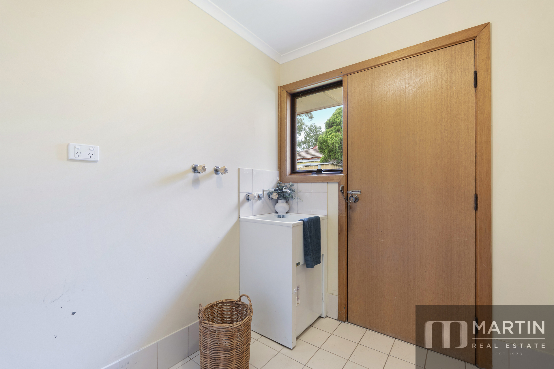 3-bedroom unit at 8/1 Campbell Road, Paradise, SA 5075, Campbelltown (Sa), South Australia