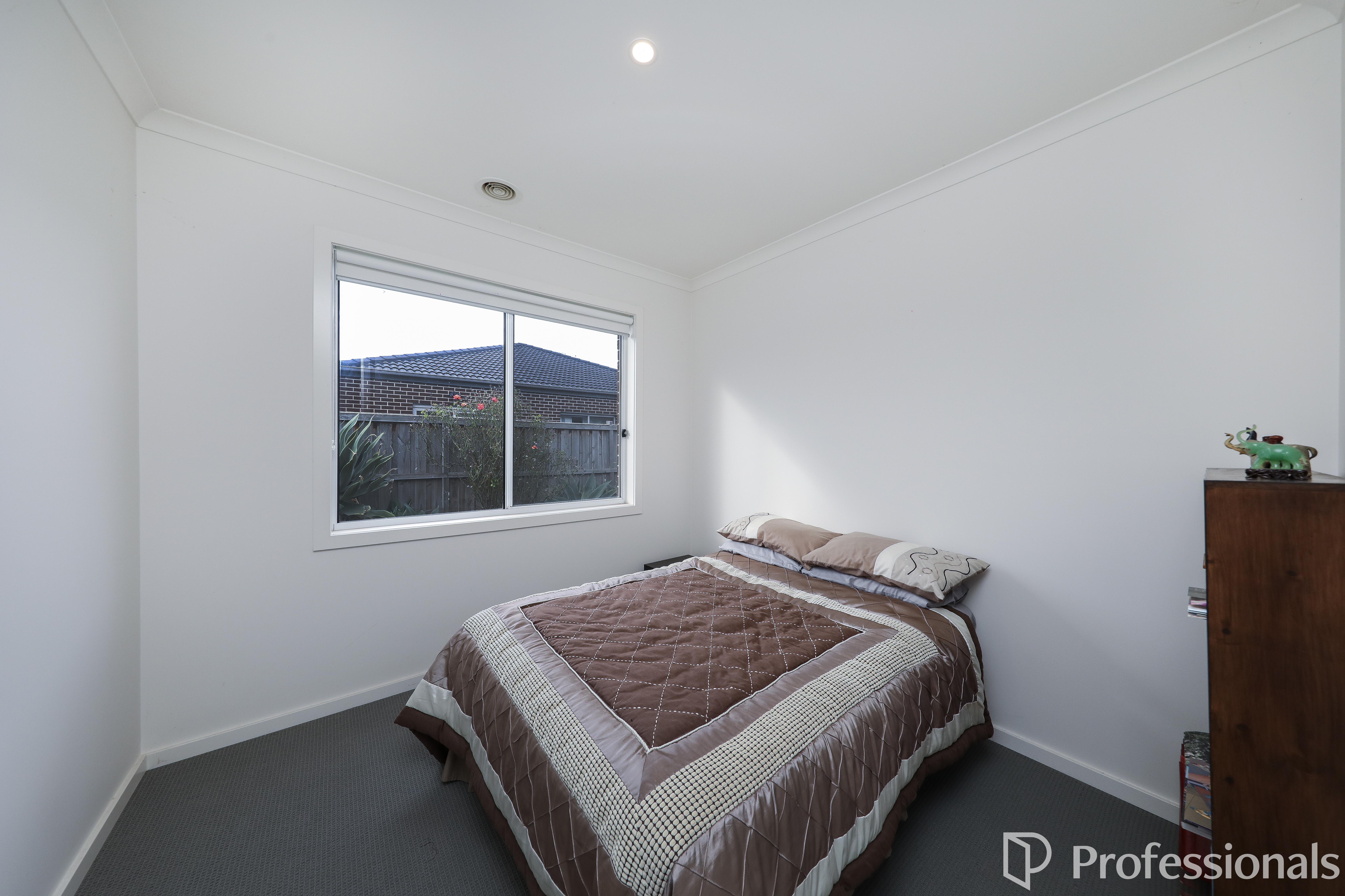4 Correa Place, Brookfield, VIC 3338 - Image 4