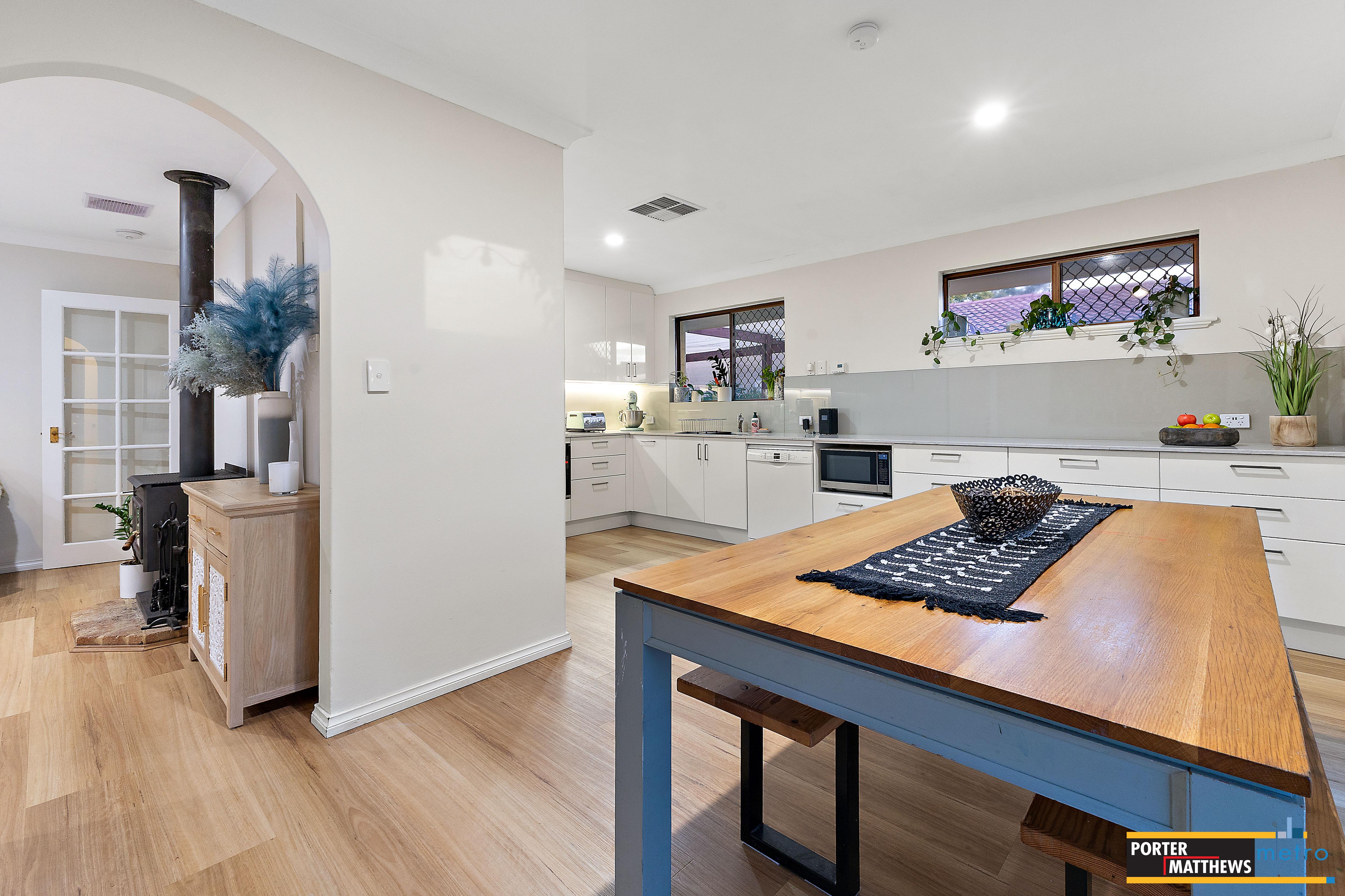 65 Mcnamara Drive, Thornlie, WA 6108 - Image 7