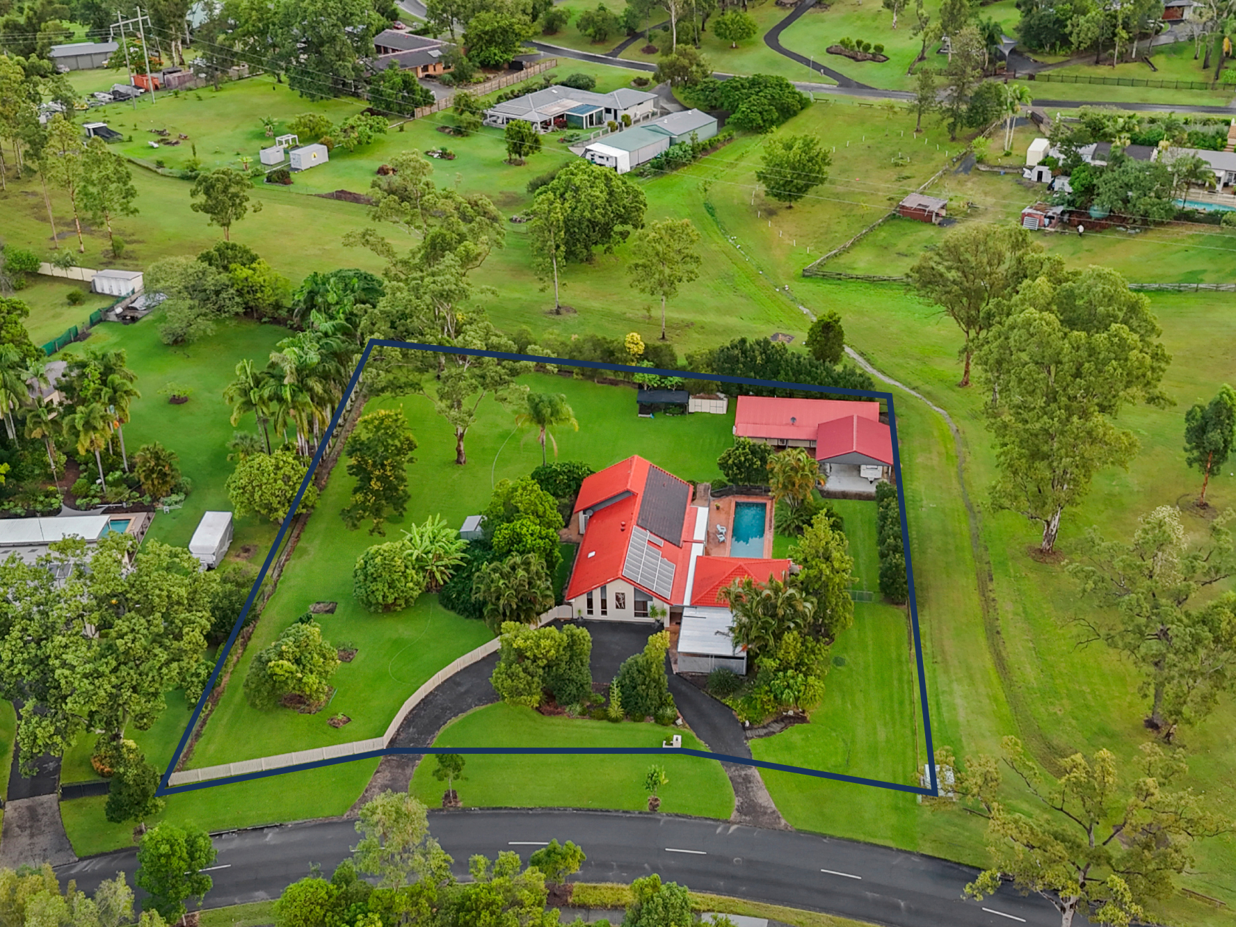 9 RIVERSDALE ROAD, Oxenford QLD 4210 - Image 1