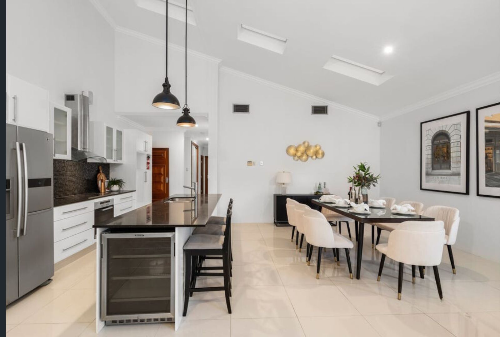 5-bedroom house at 29 Strath Street, Highgate Hill, QLD 4101, Brisbane, Queensland