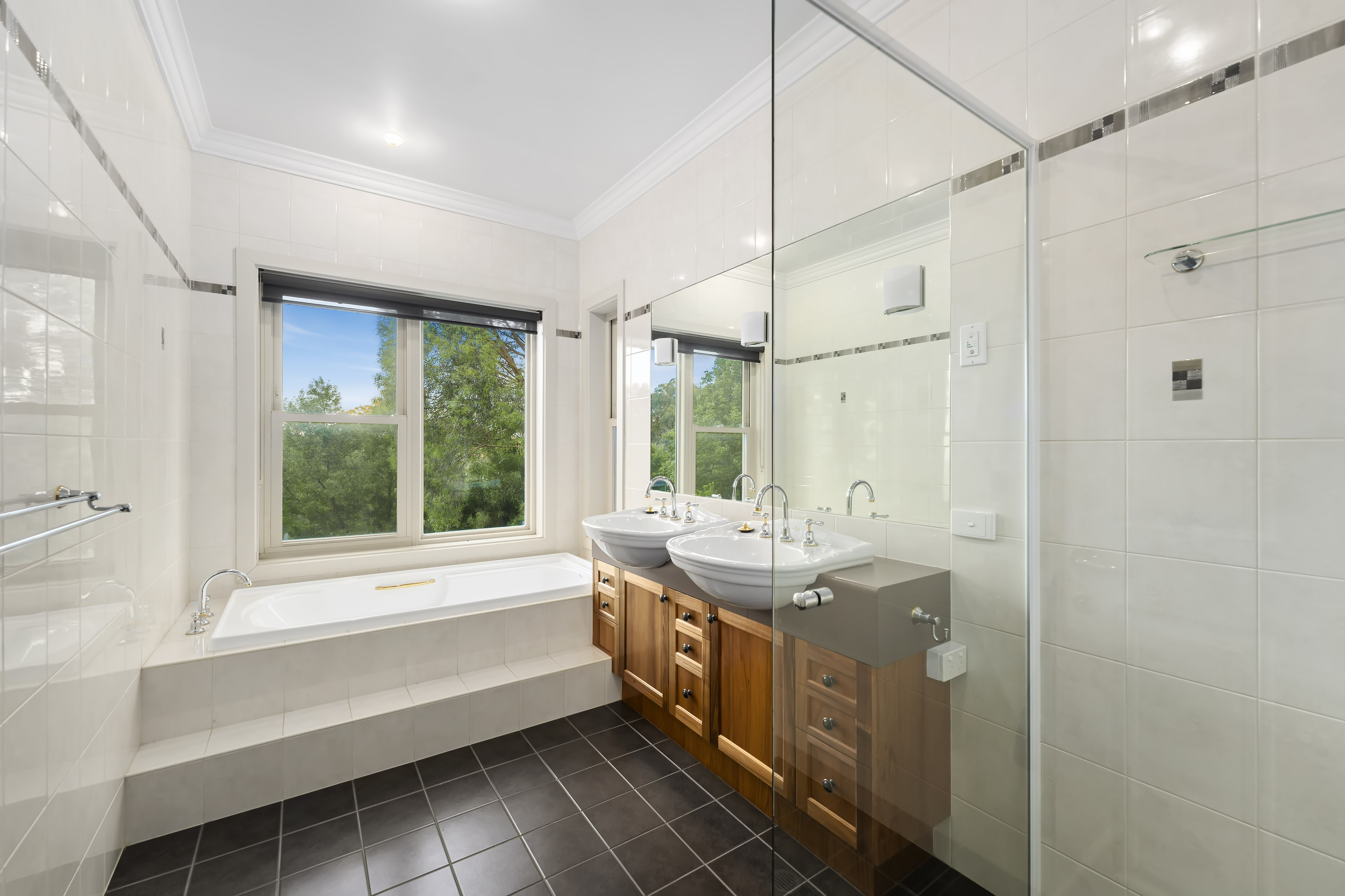 6-bedroom house at 1770 SKYLINE ROAD, Maintongoon VIC 3714, Murrindindi, Victoria