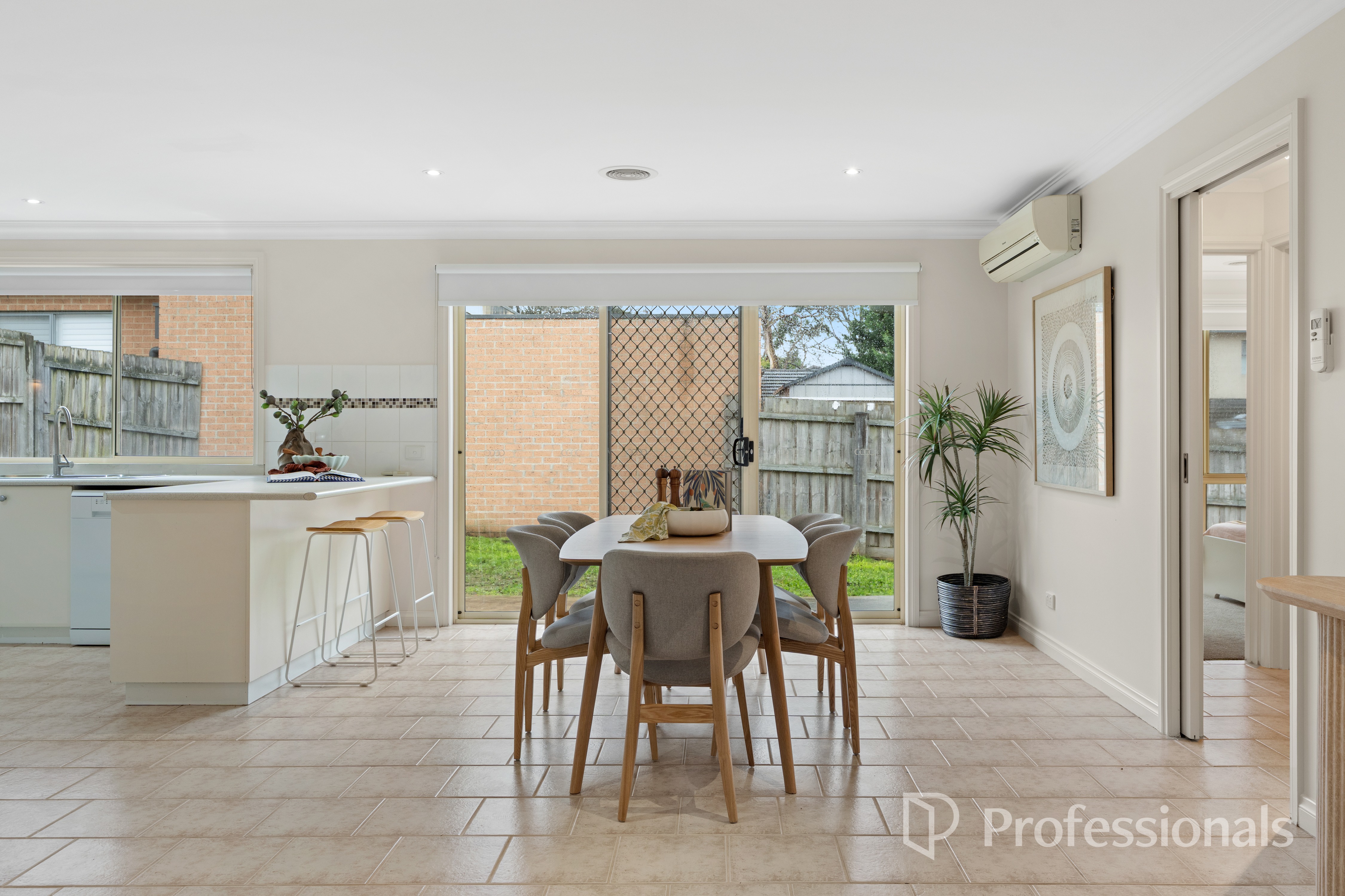 3-bedroom unit at Unit 3 66 Gertonia Avenue, Boronia VIC 3155, Knox, Victoria