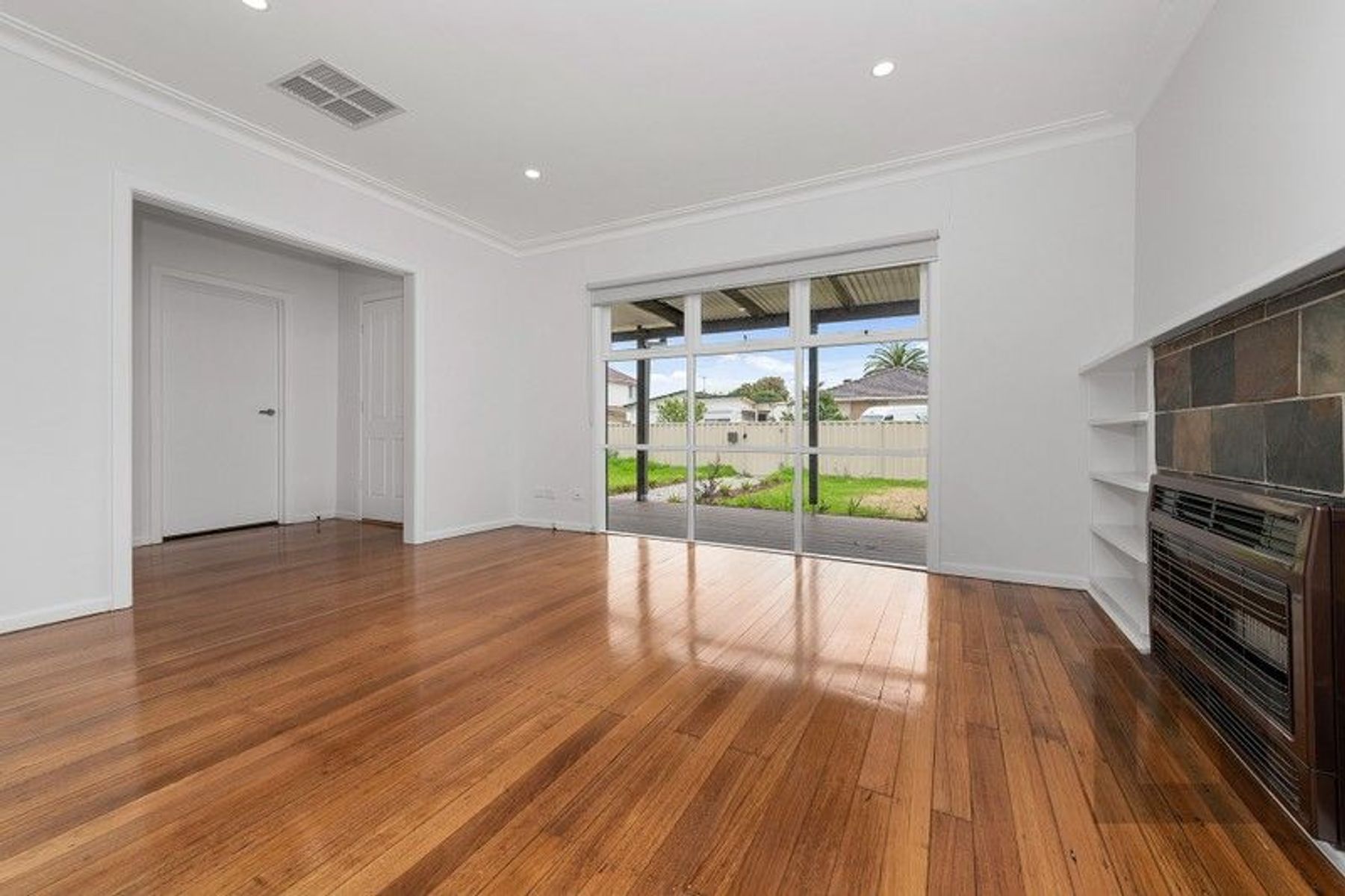 86 Vincent Avenue, St Albans, Vic, 3021 - Image 6