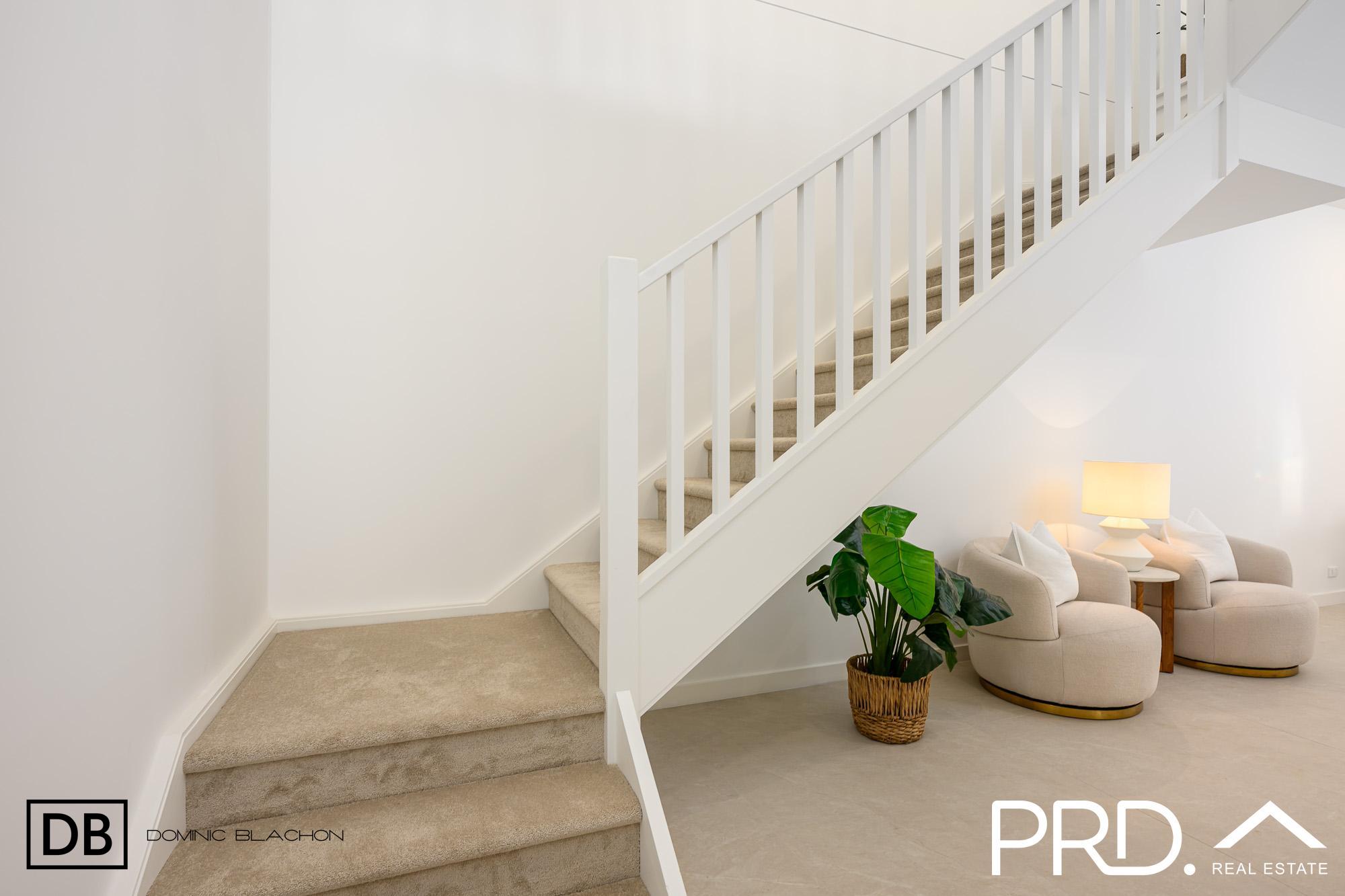 10 Eileen Street, Picnic Point, NSW 2213 - Image 3