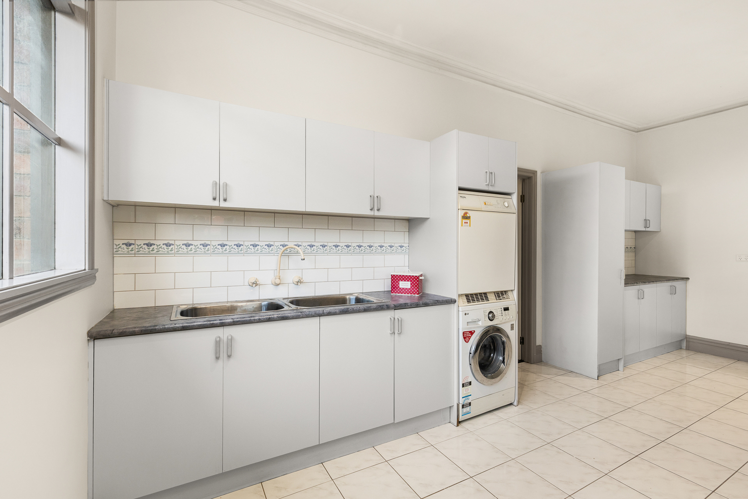 5-bedroom house at 4 REEVE DRIVE, Keilor VIC 3036, Brimbank, Victoria