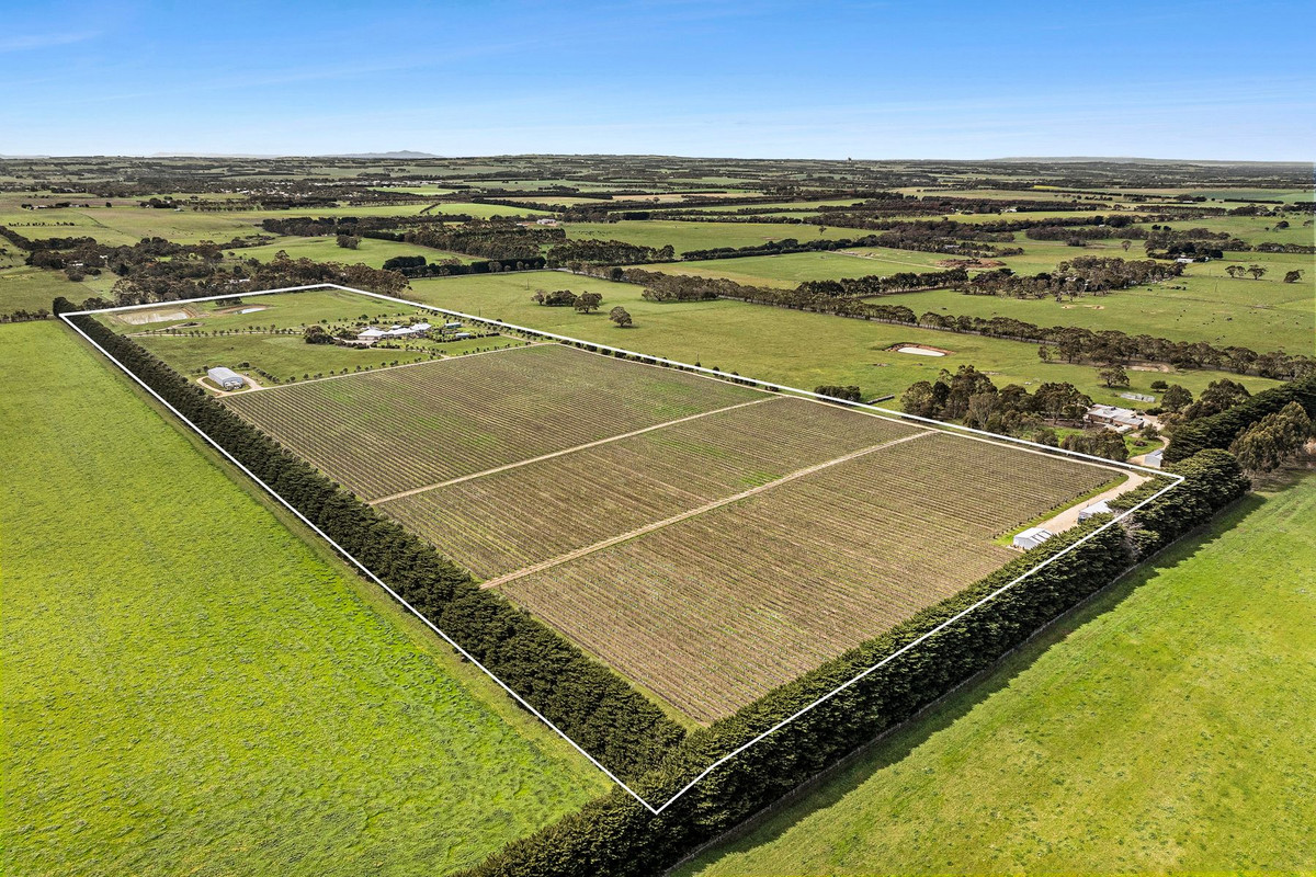 4-bedroom house at 125 Larcombes Road, Modewarre, VIC 3240, Surf Coast, Victoria