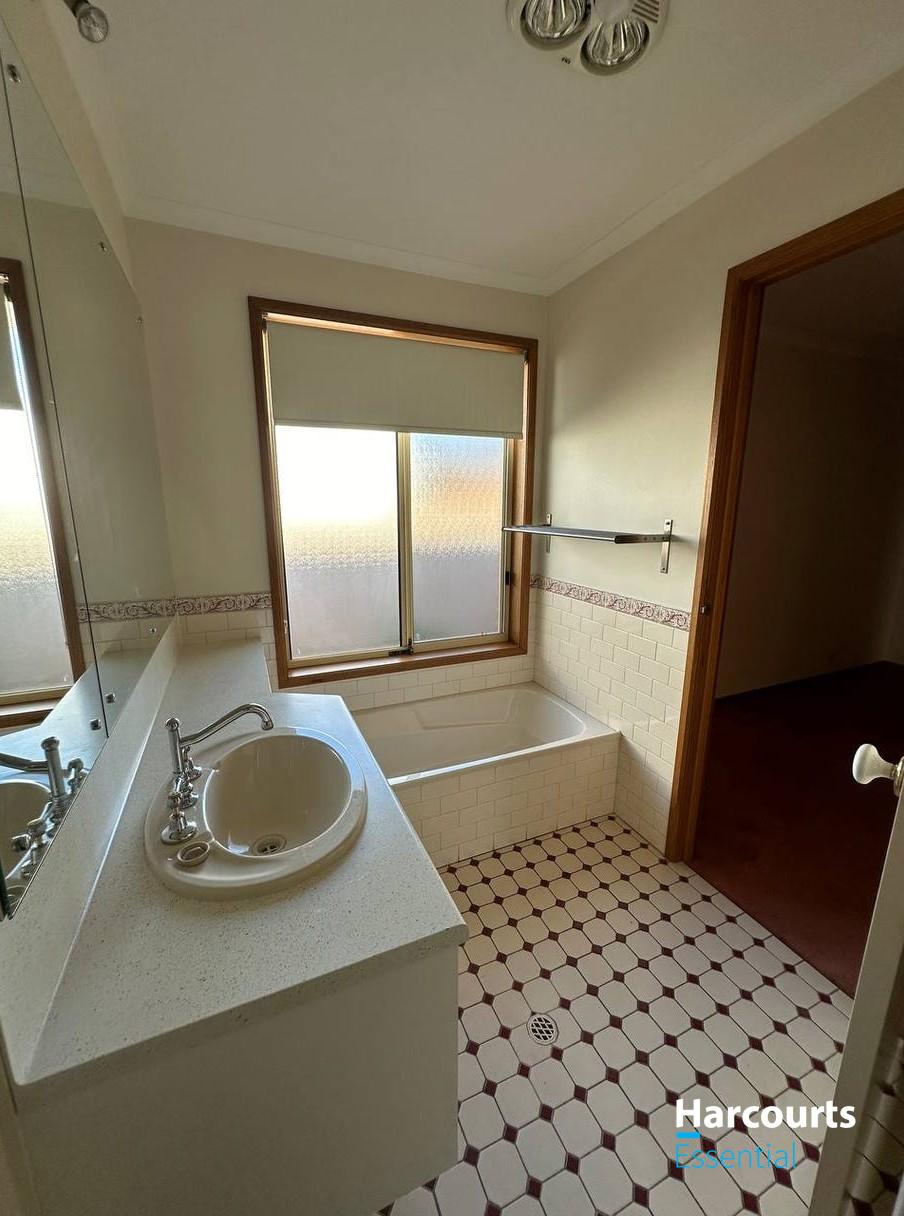 4 Yarnbury Road, Elizabeth North, SA 5113 - Image 7