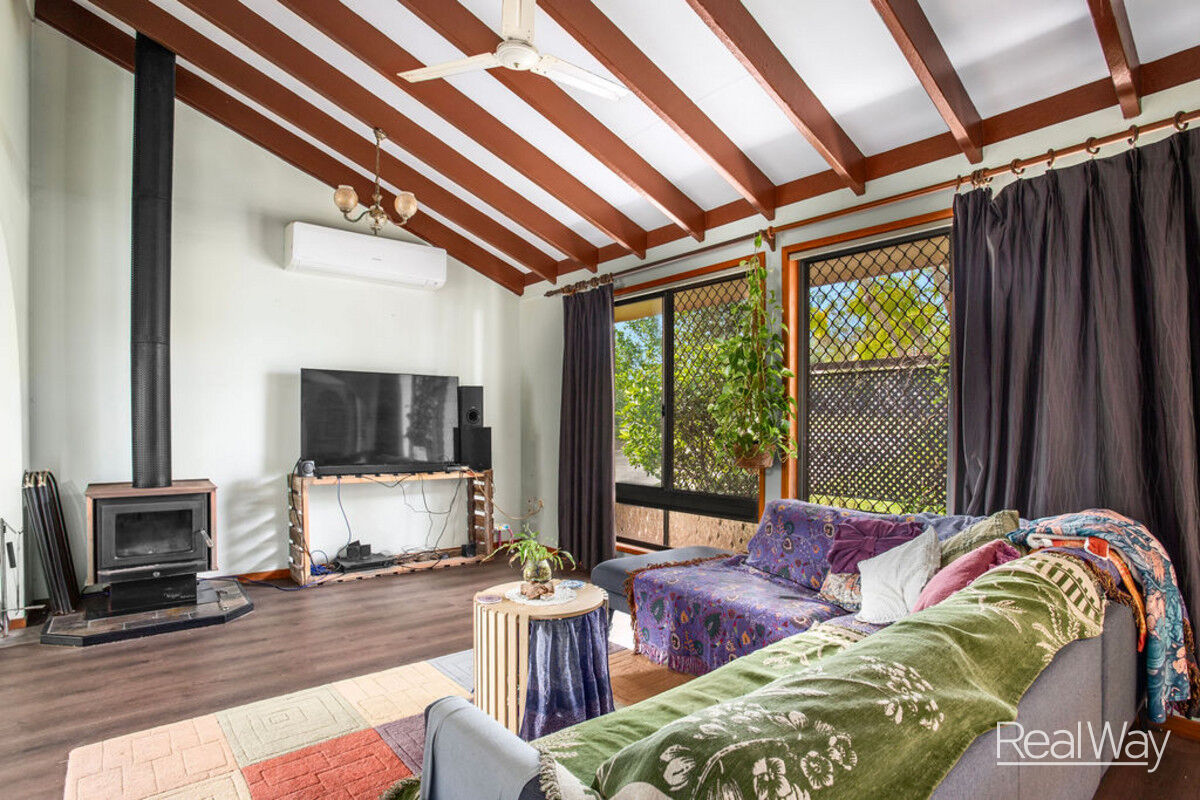 1 IRONBARK CRESCENT, Camira QLD 4300 - Image 4