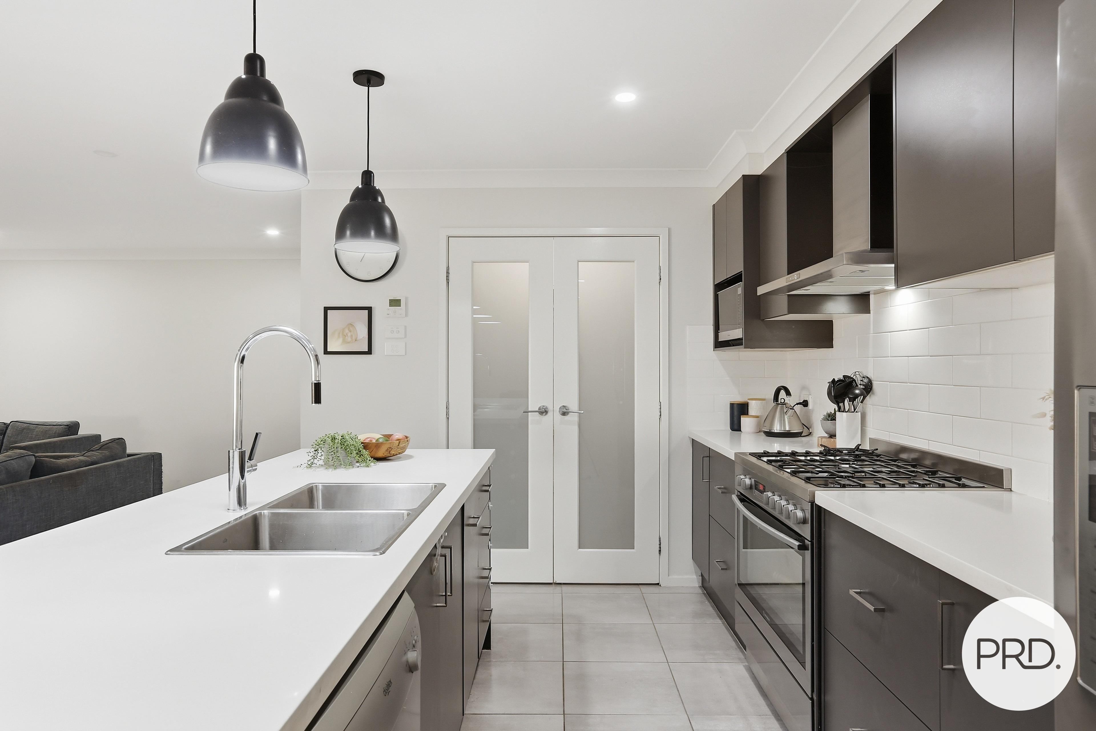 4 MITTAGONG STREET, Tullimbar NSW 2527 - Image 3