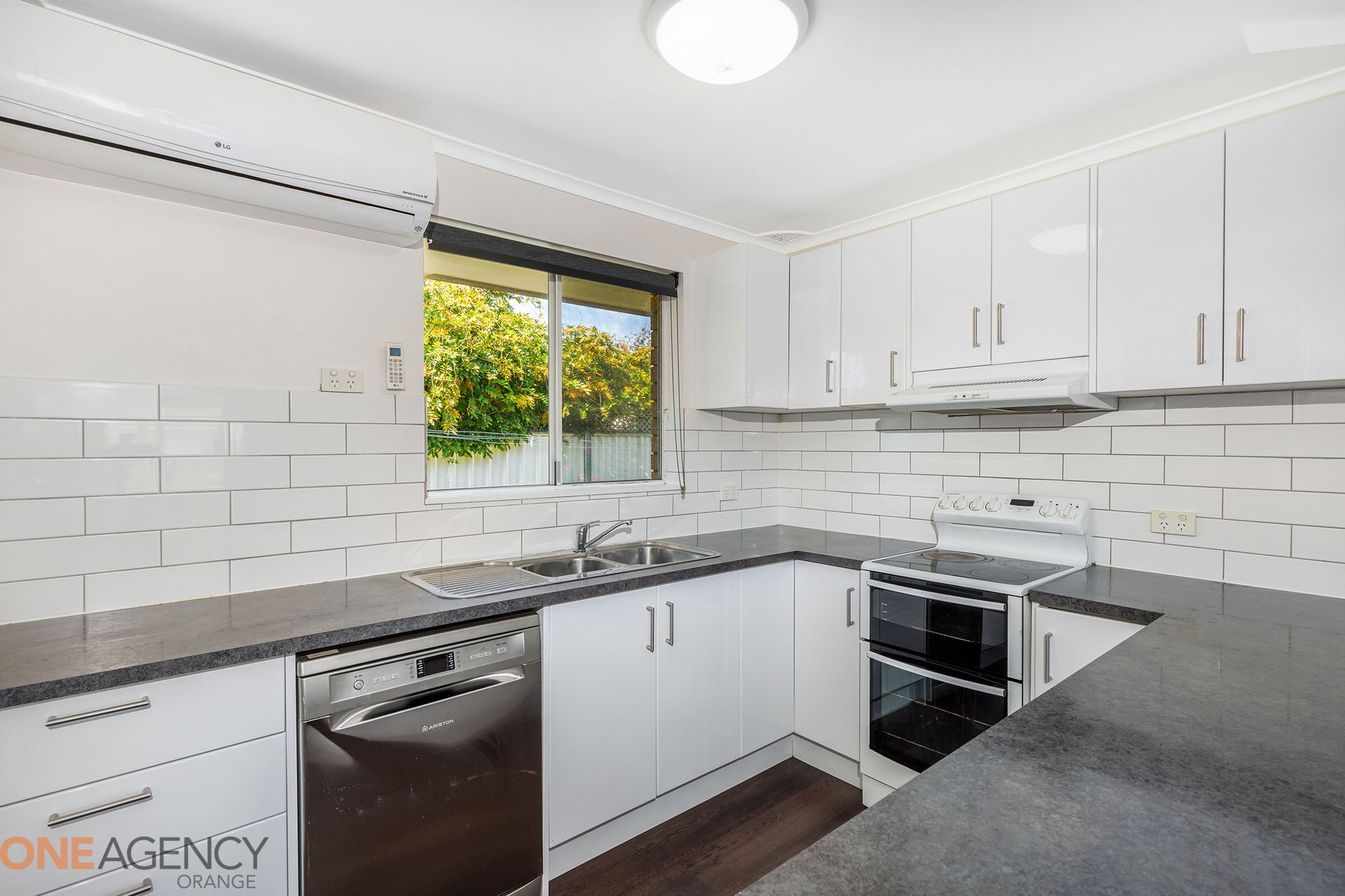 3-bedroom unit at 24/98 Kenna Street, Orange, NSW 2800, Orange, New South Wales