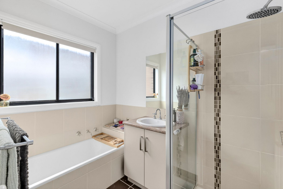 3-bedroom house at 25-27 Delungra Avenue, Clifton Springs, VIC 3222, Greater Geelong, Victoria