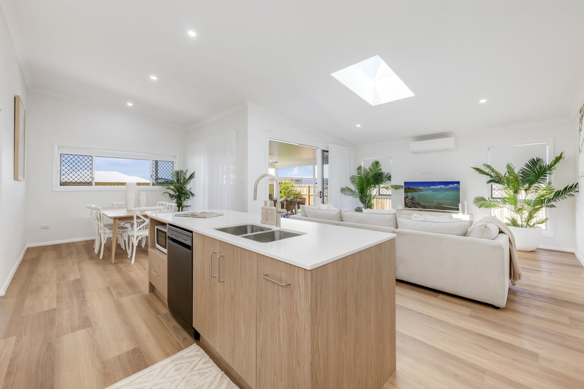 46 Wisteria Street, Bargara, Qld, 4670 - Image 2