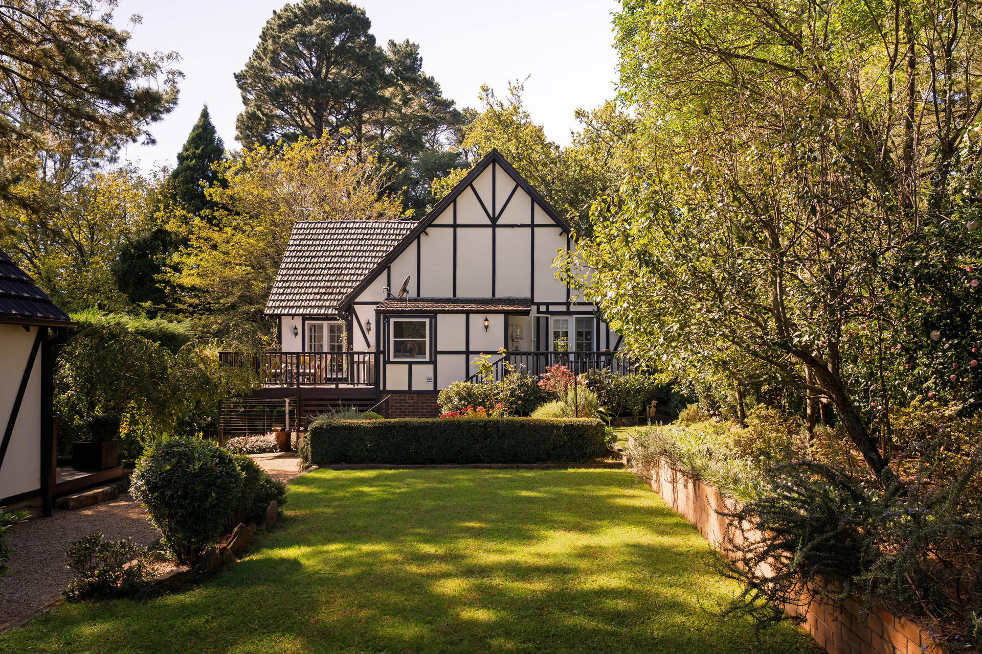 4-bedroom house at 25 LANGFORD ROAD, Wentworth Falls NSW 2782, Blue Mountains, New South Wales