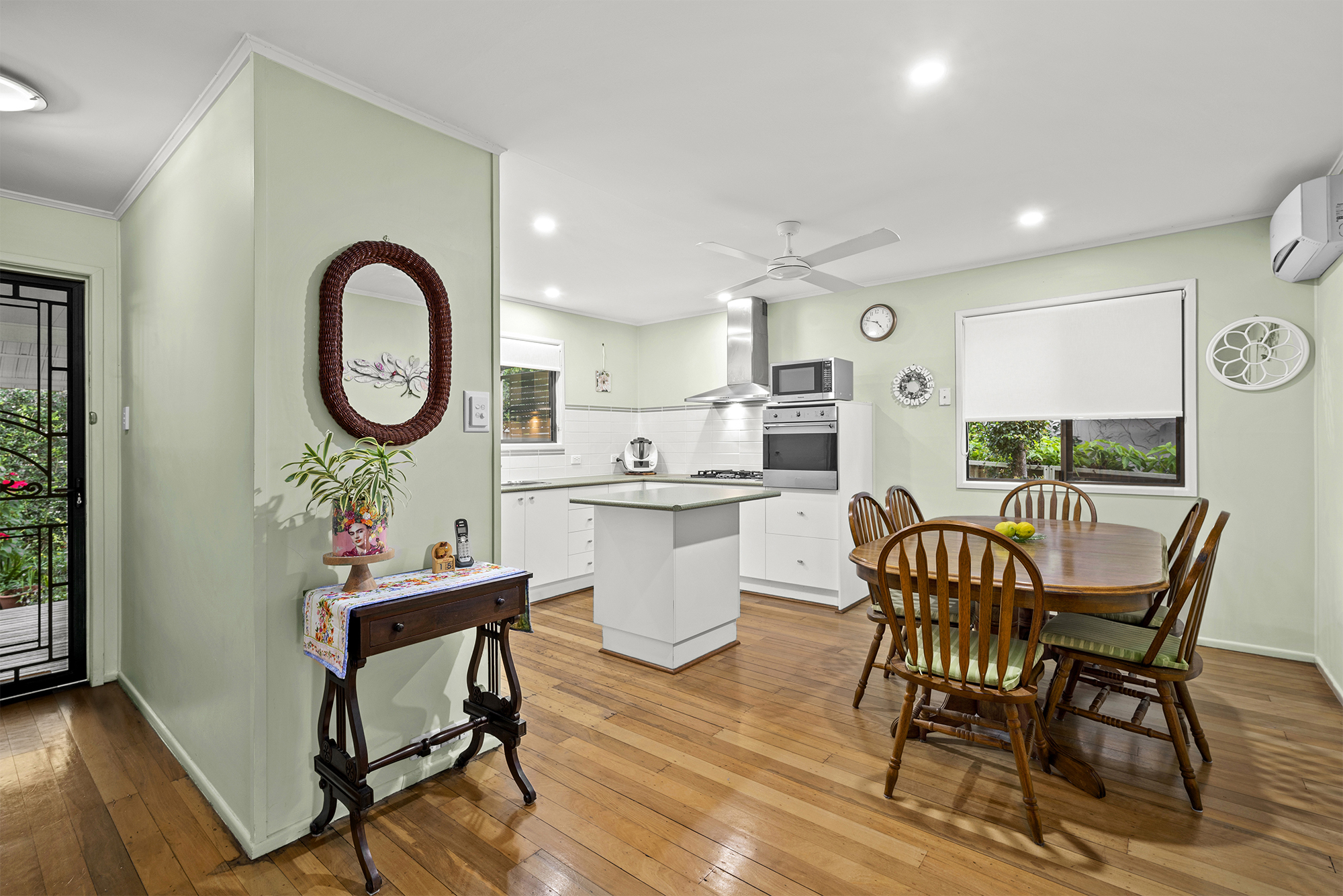 16 MAPELLEN STREET, Aspley QLD 4034 - Image 7