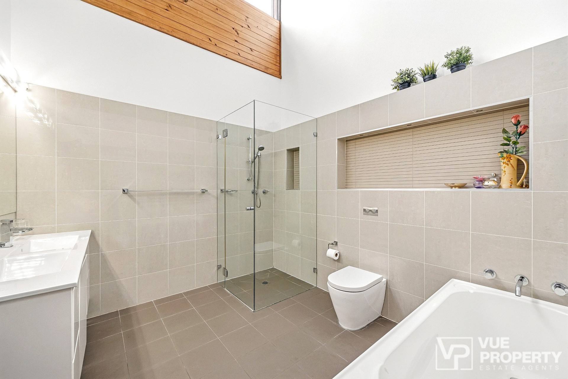 5-bedroom house at 4 Blundell Street, Marsfield, NSW 2122, Ryde, New South Wales