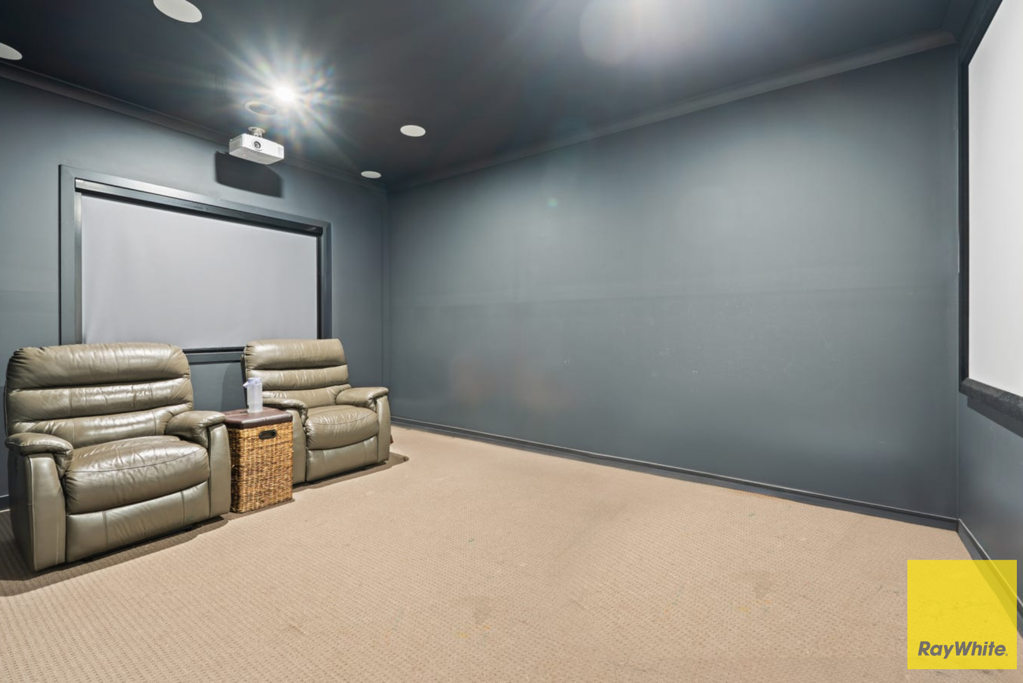 11 HANOVER STREET, Point Cook VIC 3030 - Image 4
