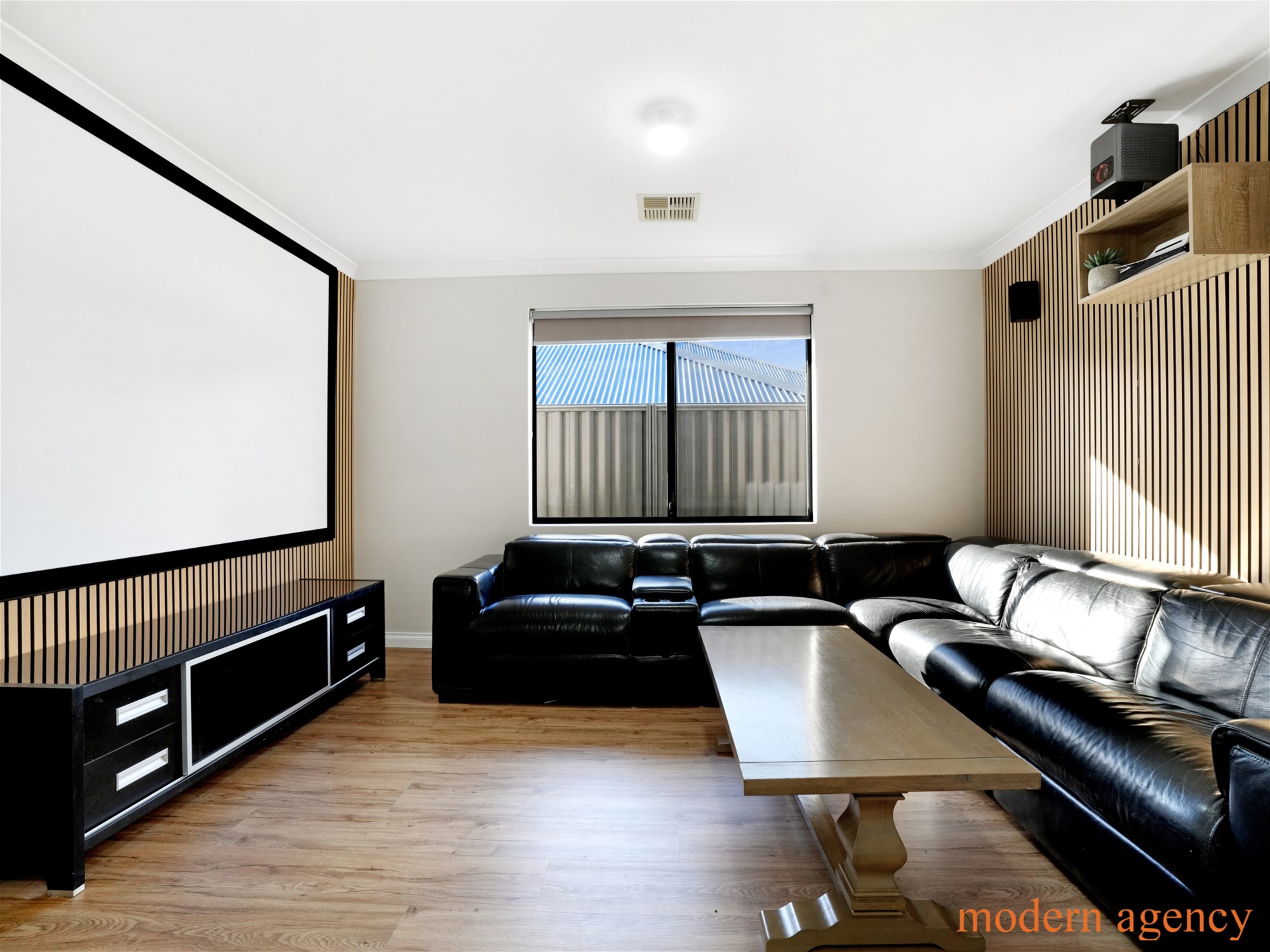 9 Kiev Place, Dayton, WA 6055 - Image 1