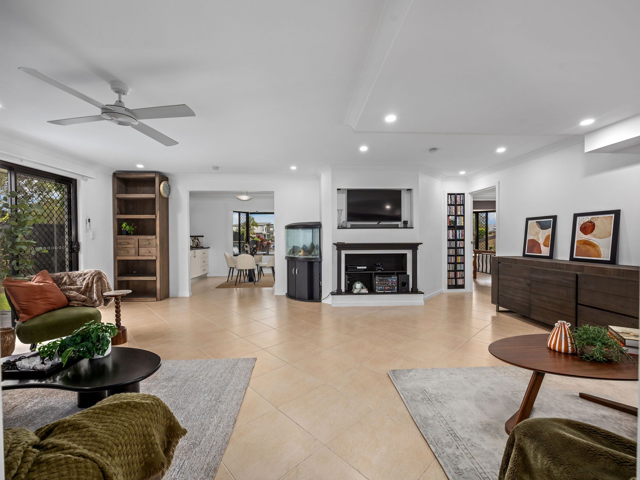 17 MAINSAIL STREET, Currumbin Waters QLD 4223 - Image 7