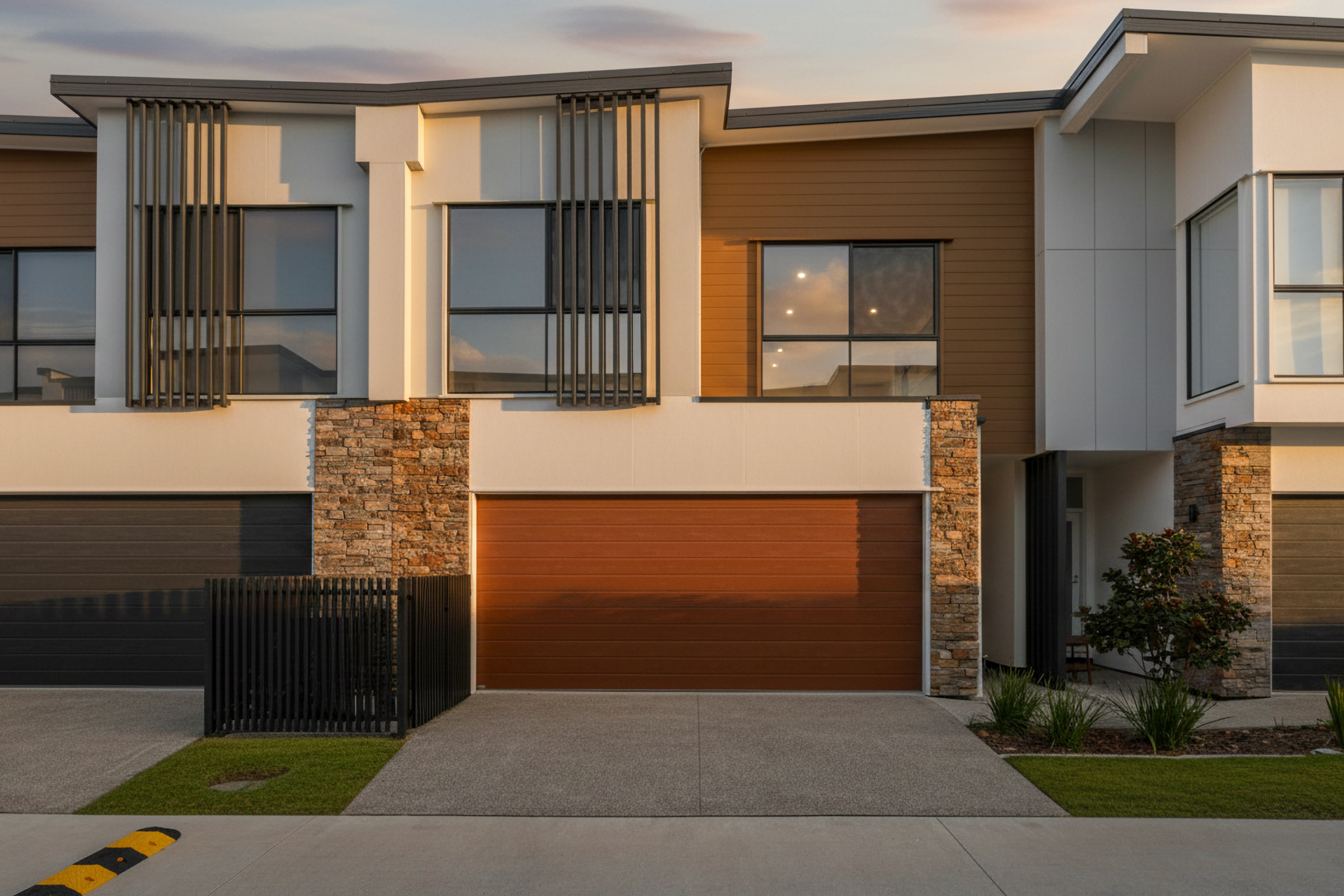 26/2 Lyra Avenue, Hope Island, Qld, 4212 - Image 1