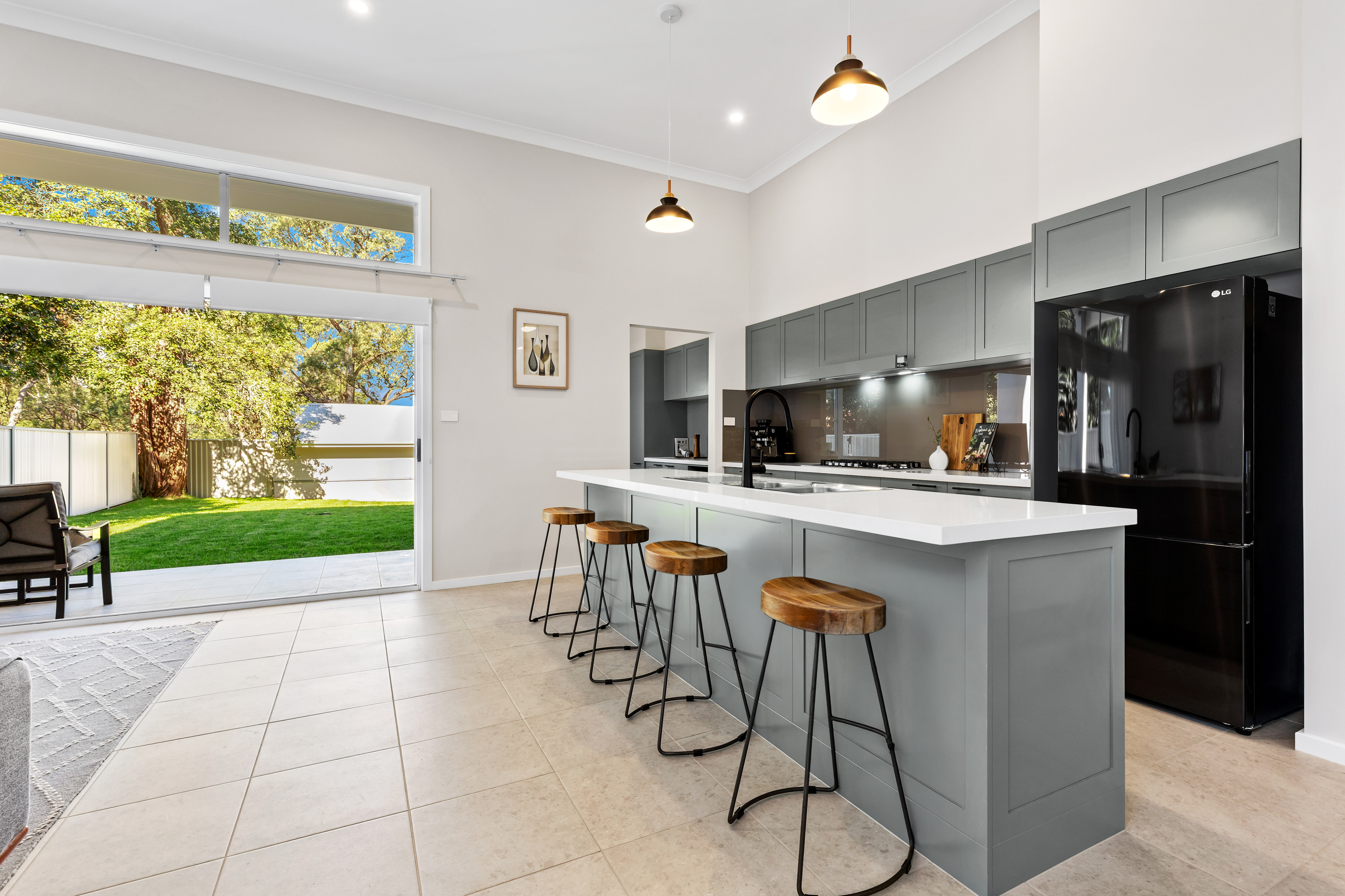 4-bedroom unit at 52 King Street, Glenbrook, NSW 2773, Blue Mountains, New South Wales