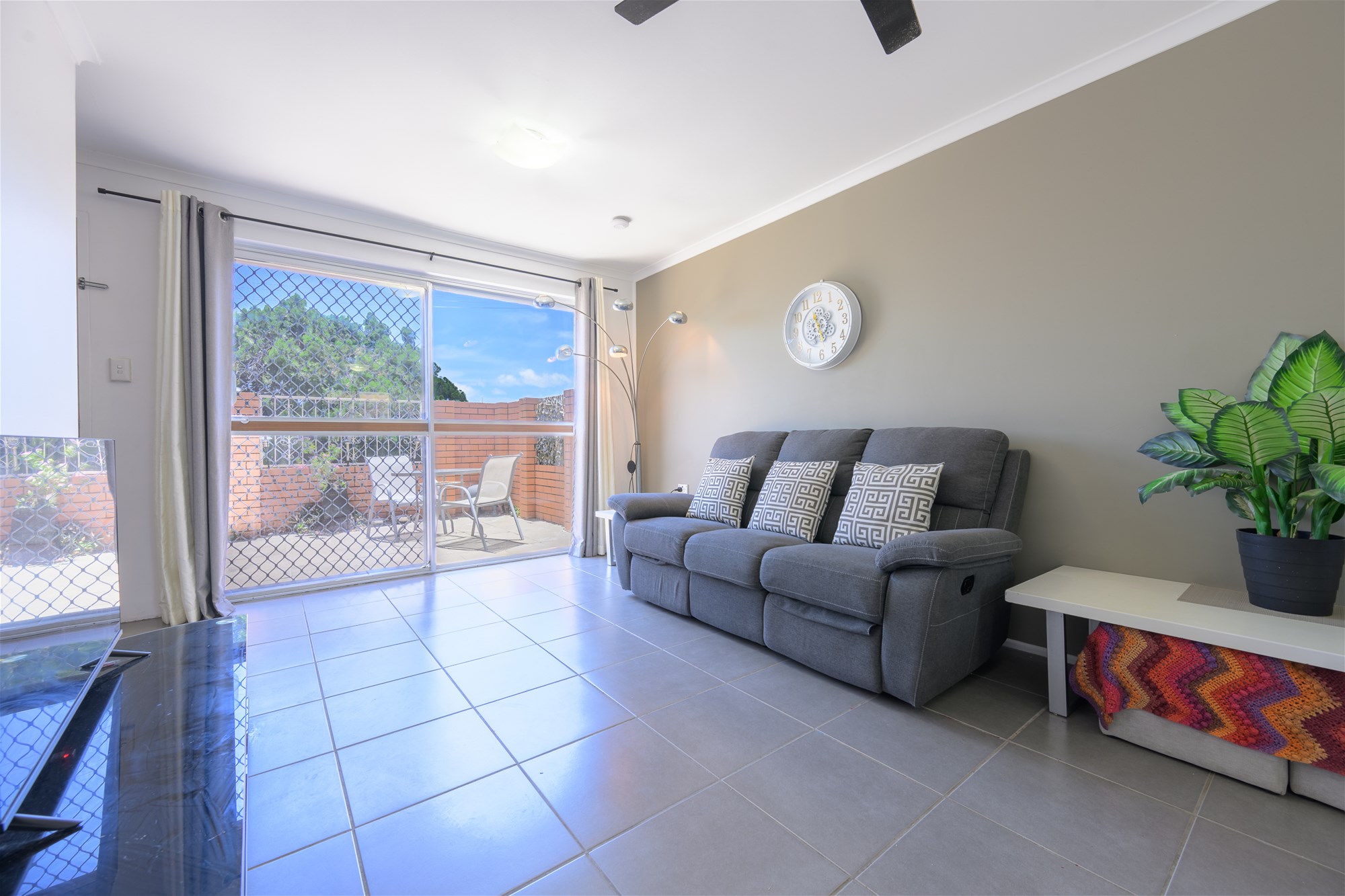 1/43 Off Lane, Gladstone Central, QLD 4680 - Image 2
