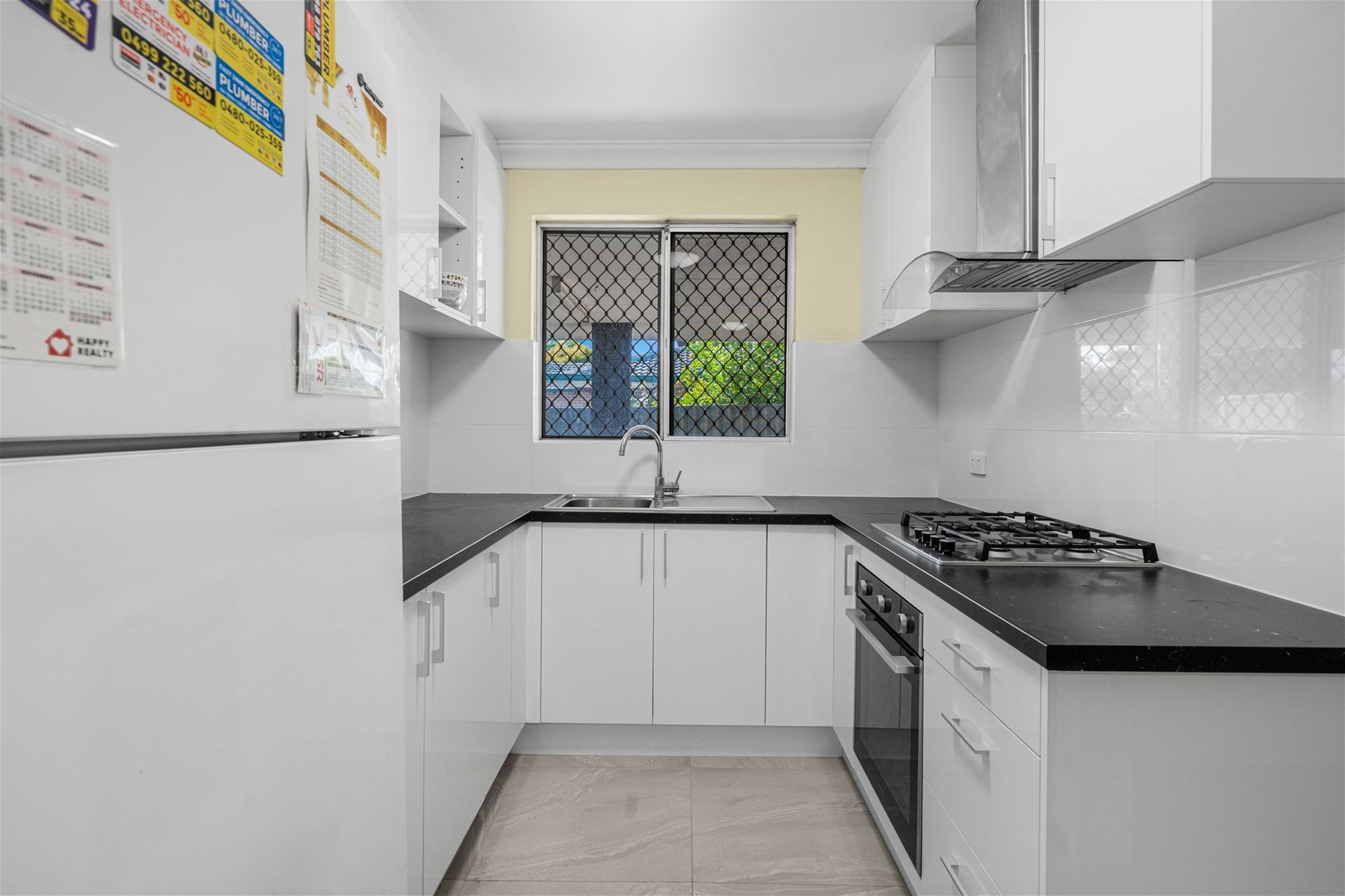 106 Partridge Way, Thornlie, WA 6108 - Image 2