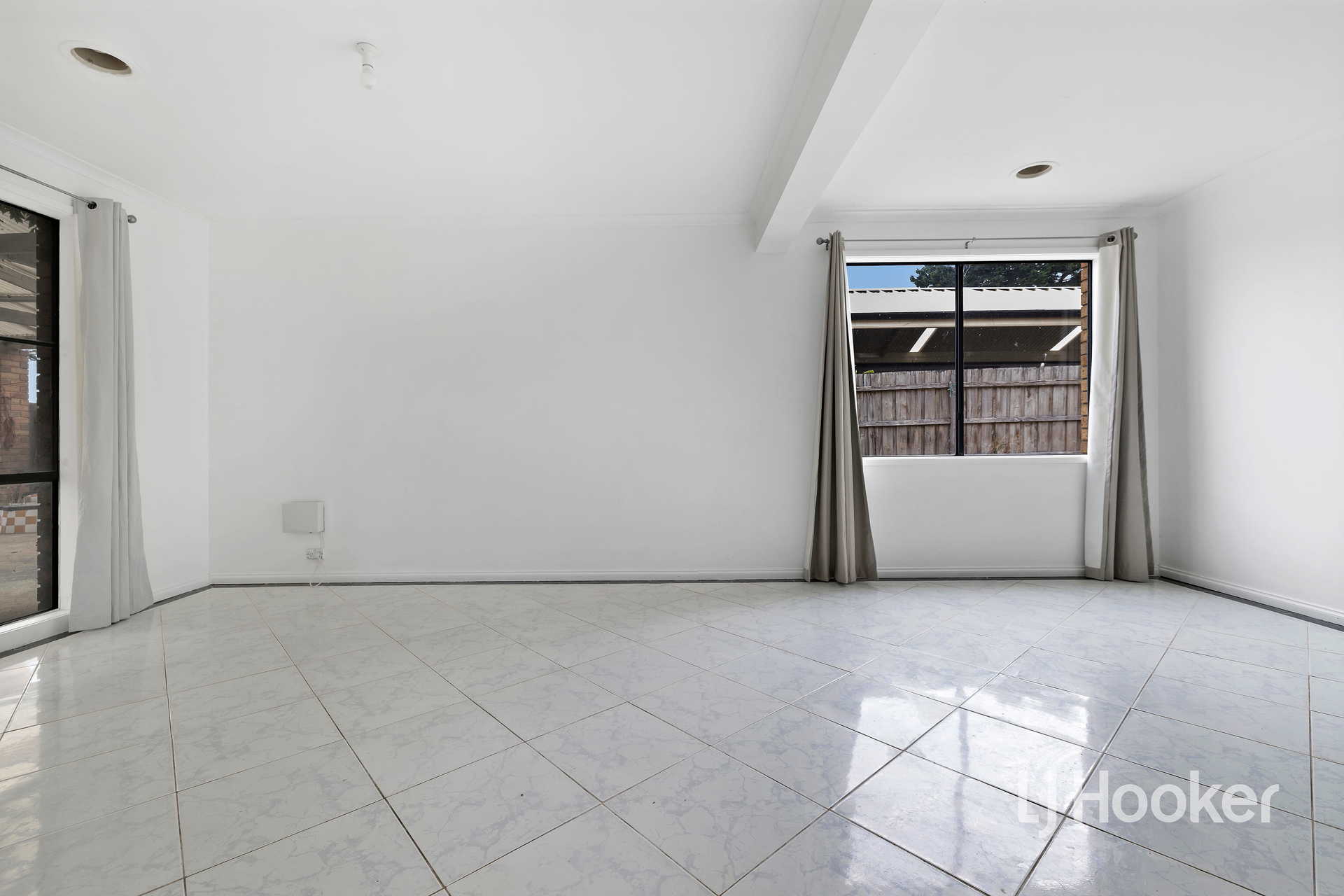 3-bedroom house at 28 MANATOKA CRESCENT, Hampton Park VIC 3976, Casey, Victoria