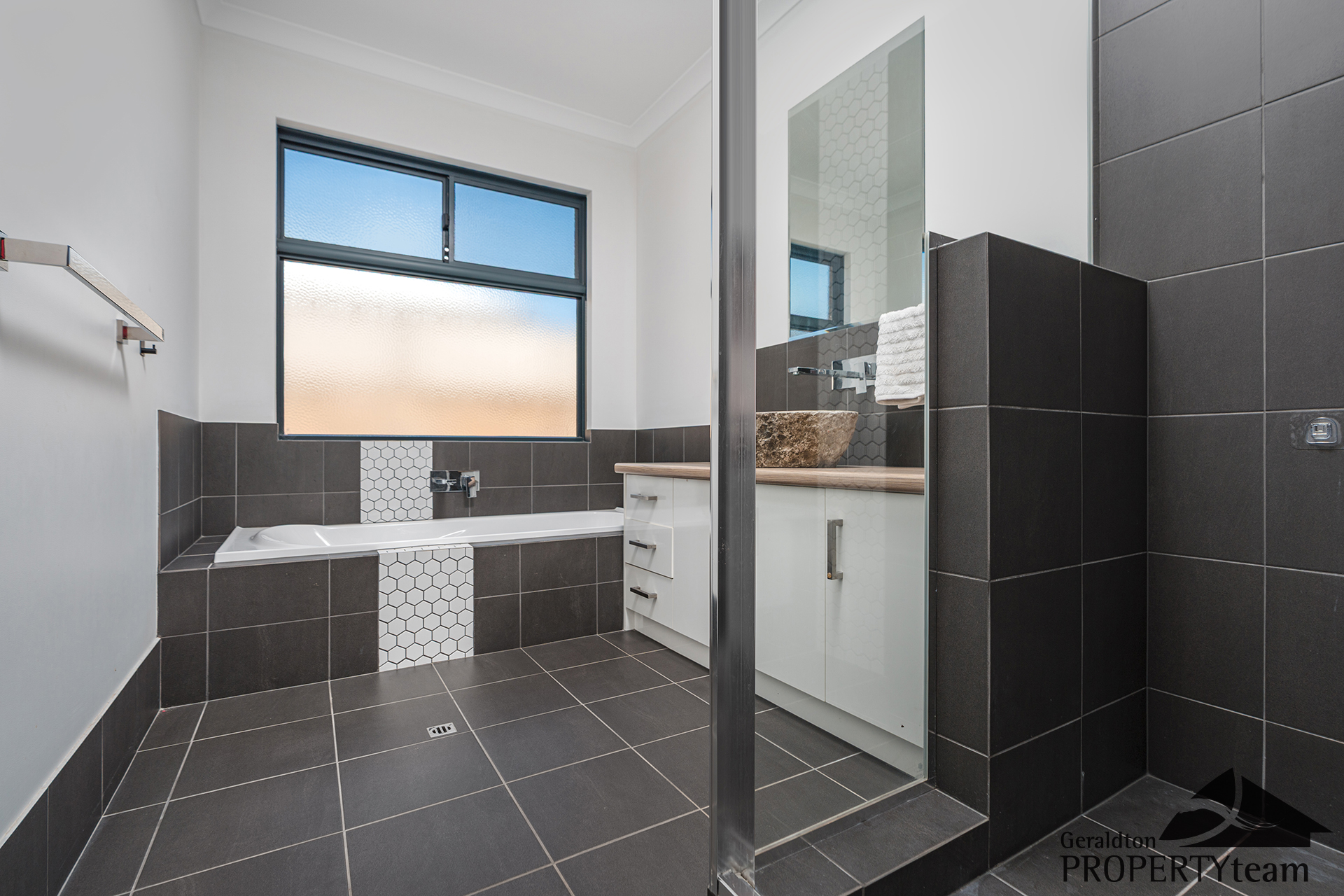 4-bedroom house at 9 Drummond Cove Rd, Drummond Cove, Wa, 6532, Greater Geraldton, Western Australia