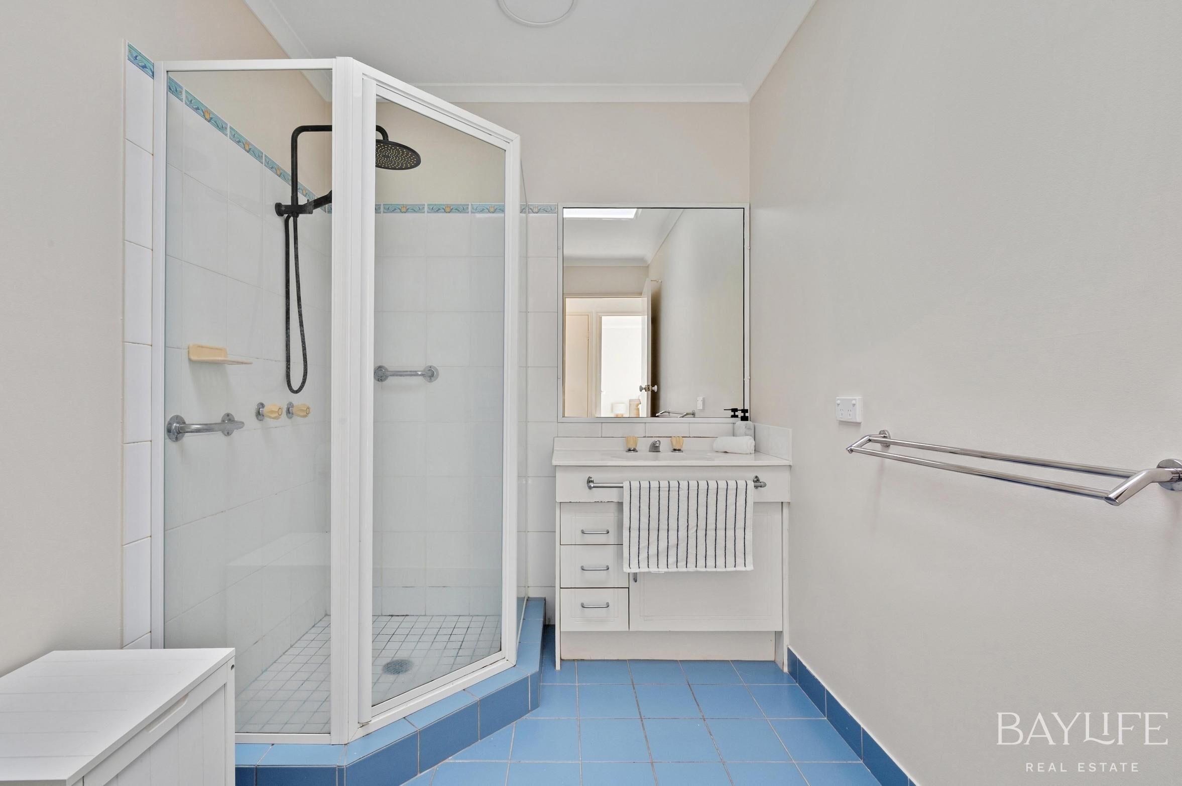 7 82 ASHMOLE ROAD, REDCLIFFE QLD 4020 - Image 5